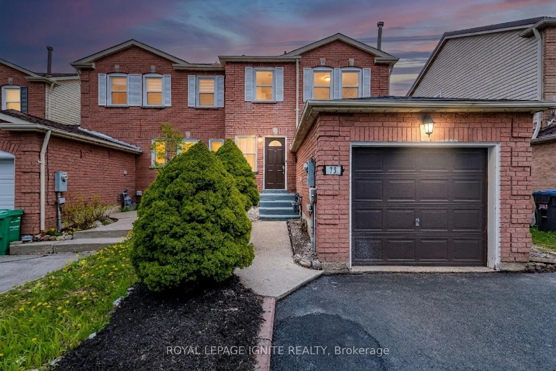 Photo 3 of 73 Cutters Crescent, Brampton, Fletcher's West — HOMEH