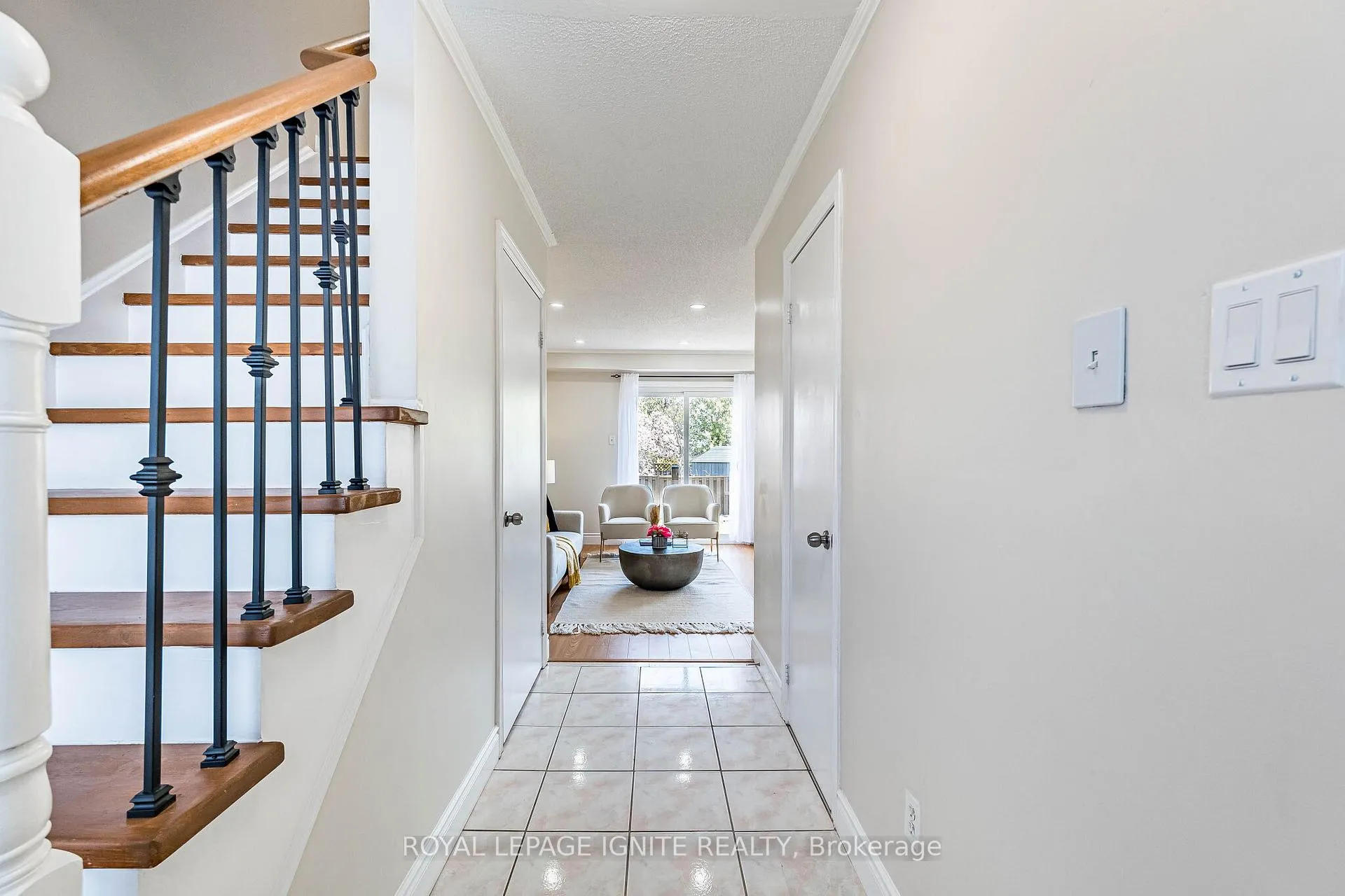 Photo 7 of 73 Cutters Crescent, Brampton, Fletcher's West — HOMEH