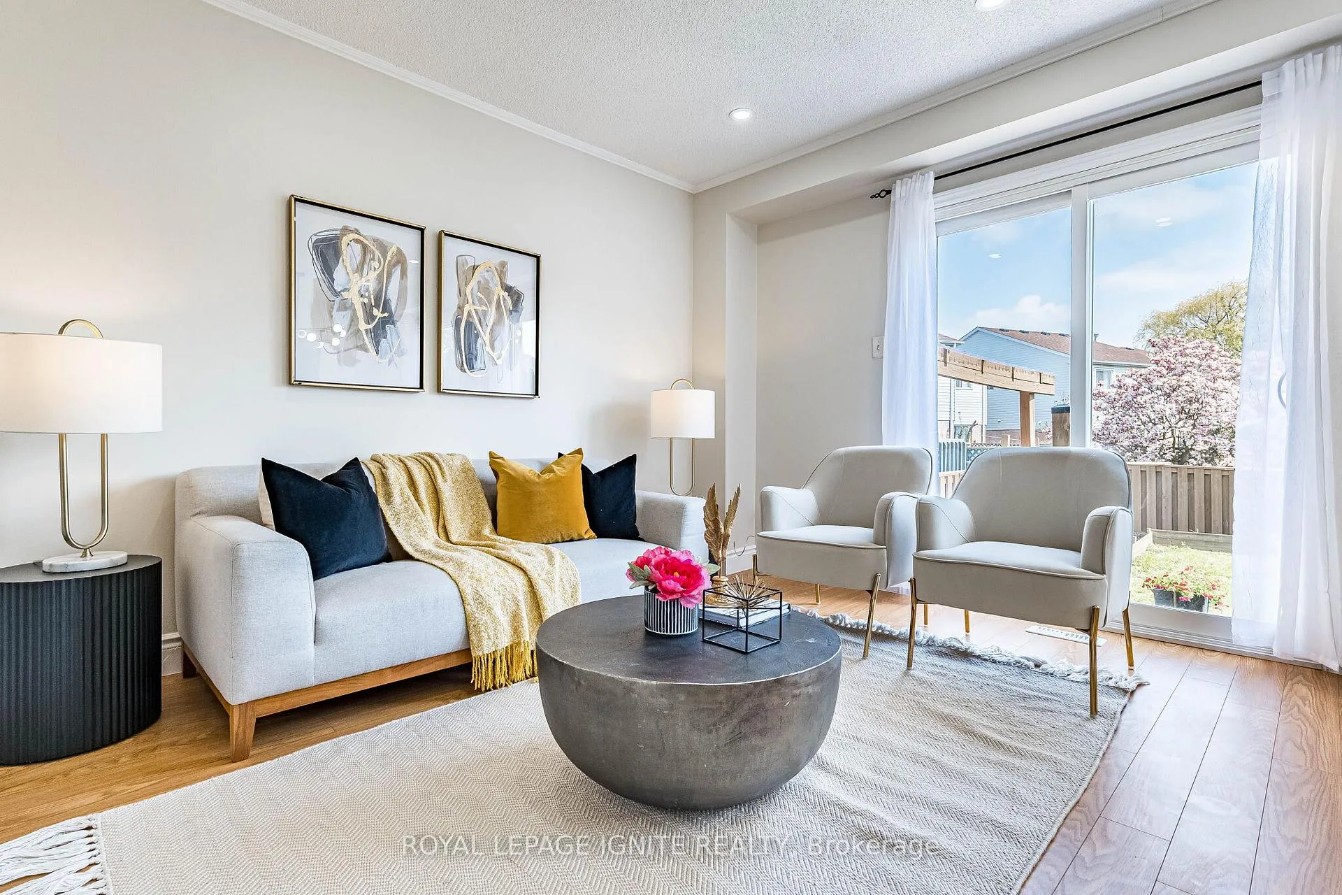 Photo 12 of 73 Cutters Crescent, Brampton, Fletcher's West — HOMEH