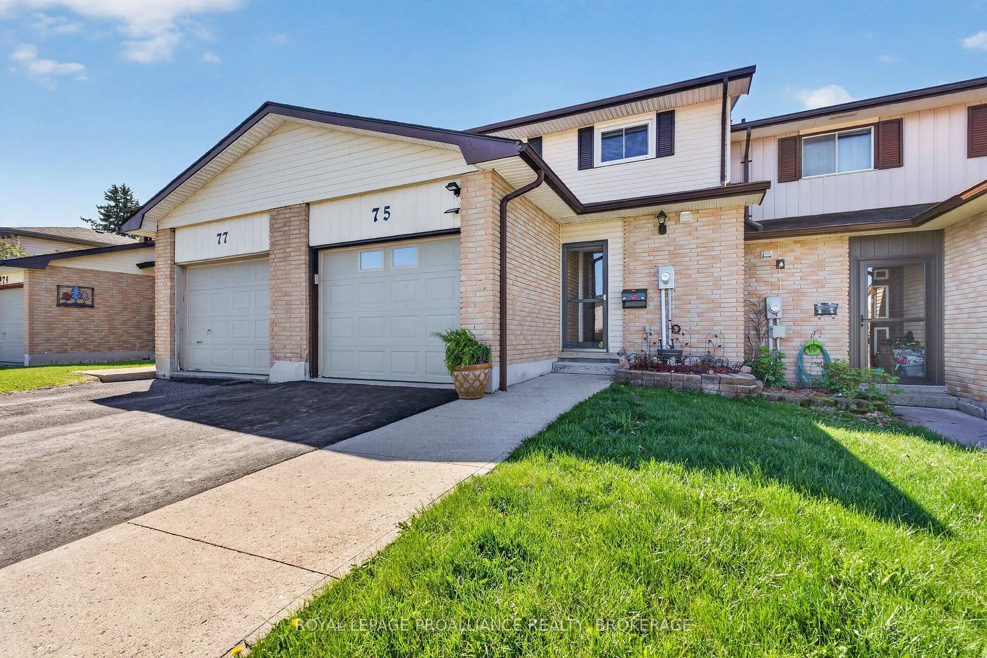 Photo 1 of 75 Windfield Crescent, Kingston, Kingston East (Incl Barret Crt) — HOMEH