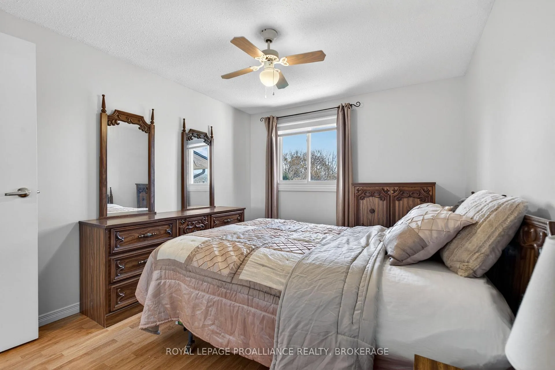 Photo 20 of 75 Windfield Crescent, Kingston, Kingston East (Incl Barret Crt) — HOMEH