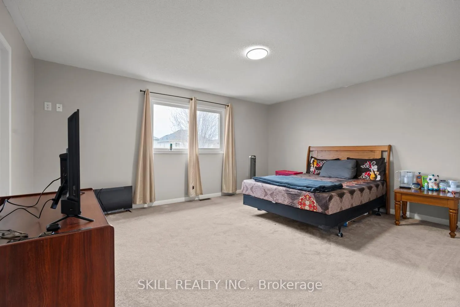 Photo 17 of 73 Coronation Parkway, Barrie, Innis-Shore — HOMEH