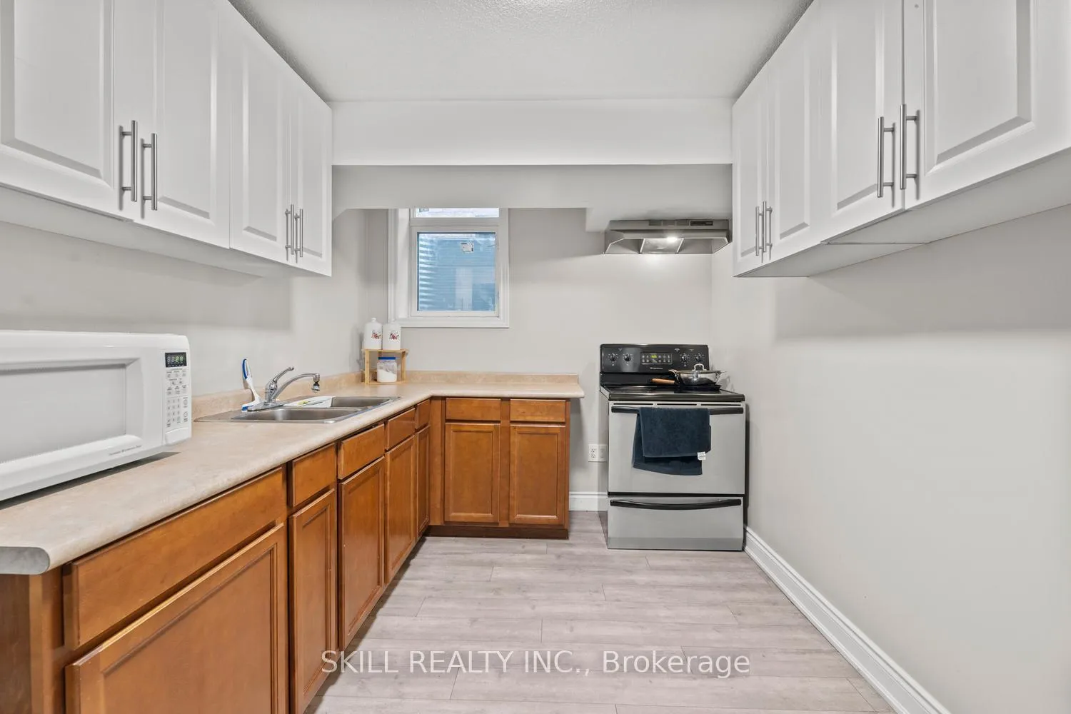 Photo 27 of 73 Coronation Parkway, Barrie, Innis-Shore — HOMEH