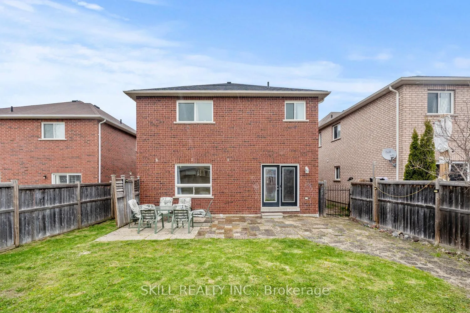 Photo 31 of 73 Coronation Parkway, Barrie, Innis-Shore — HOMEH