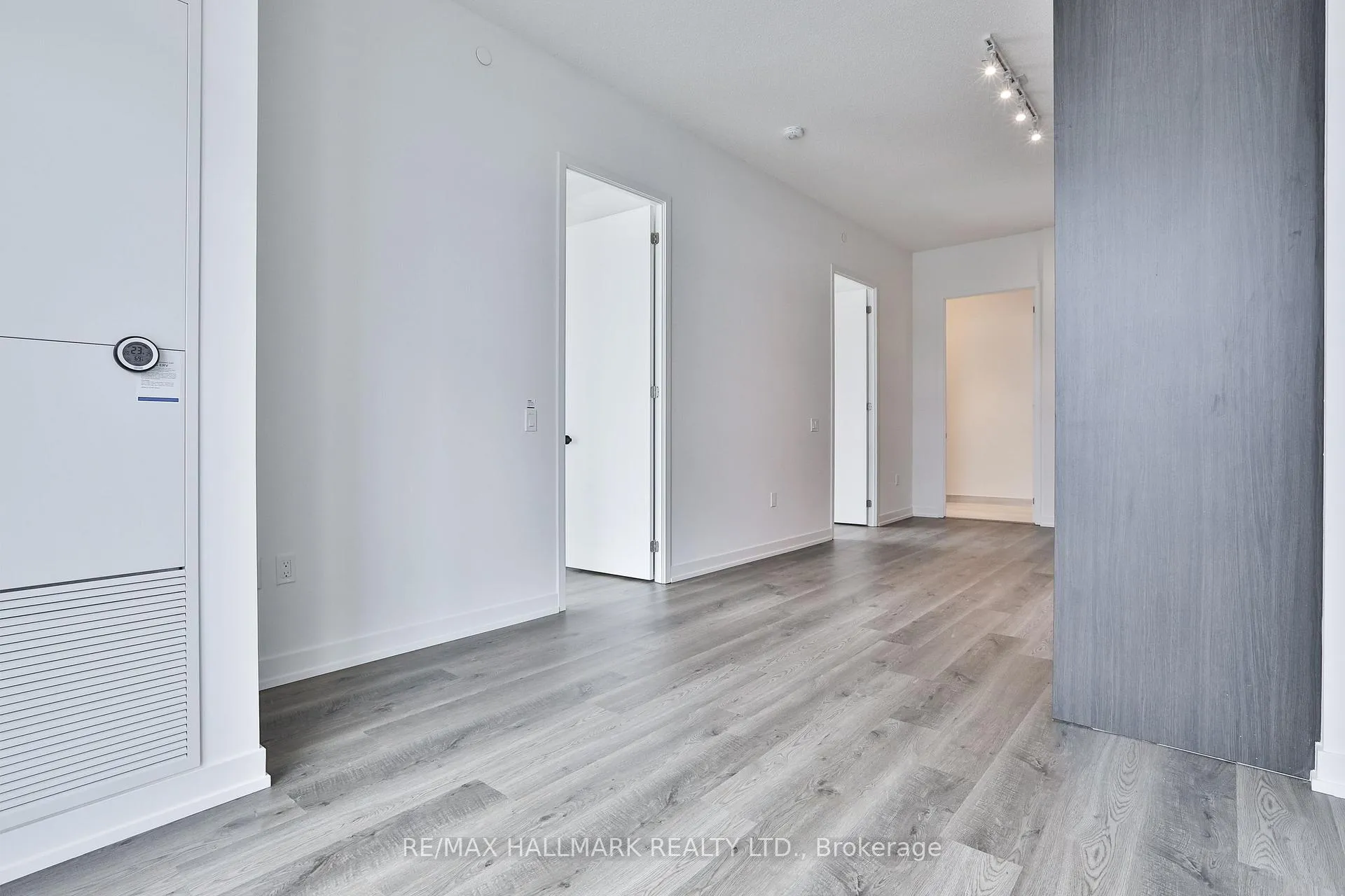Photo 14 of Unit 3206, 195 Commerce Street, Vaughan, Vaughan Corporate Centre — HOMEH