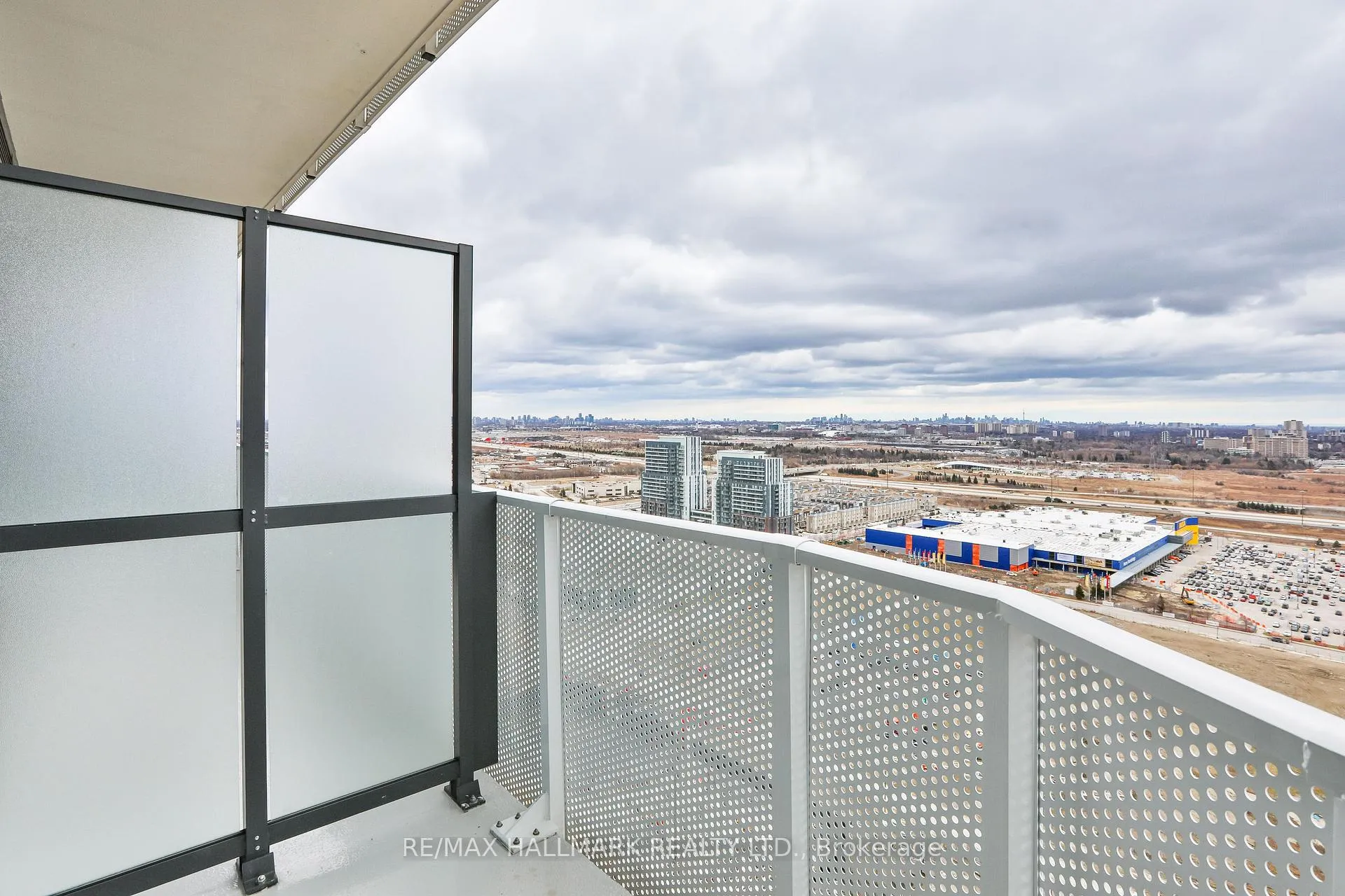 Photo 28 of Unit 3206, 195 Commerce Street, Vaughan, Vaughan Corporate Centre — HOMEH
