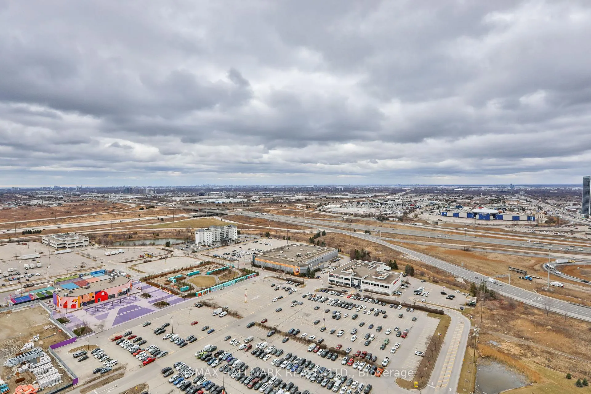 Photo 29 of Unit 3206, 195 Commerce Street, Vaughan, Vaughan Corporate Centre — HOMEH