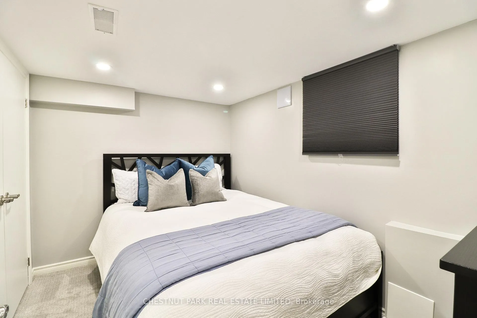 Photo 36 of 68 Eastmount Avenue, Toronto, Playter Estates-Danforth — HOMEH