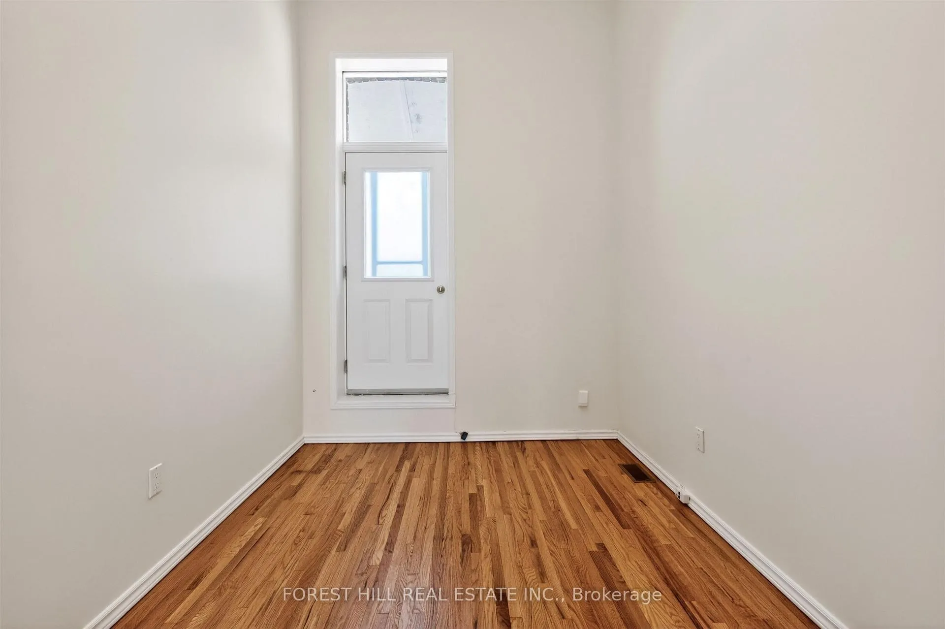 Photo 18 of Unit 3, 492 Queen Street W, Toronto, Kensington-Chinatown — HOMEH