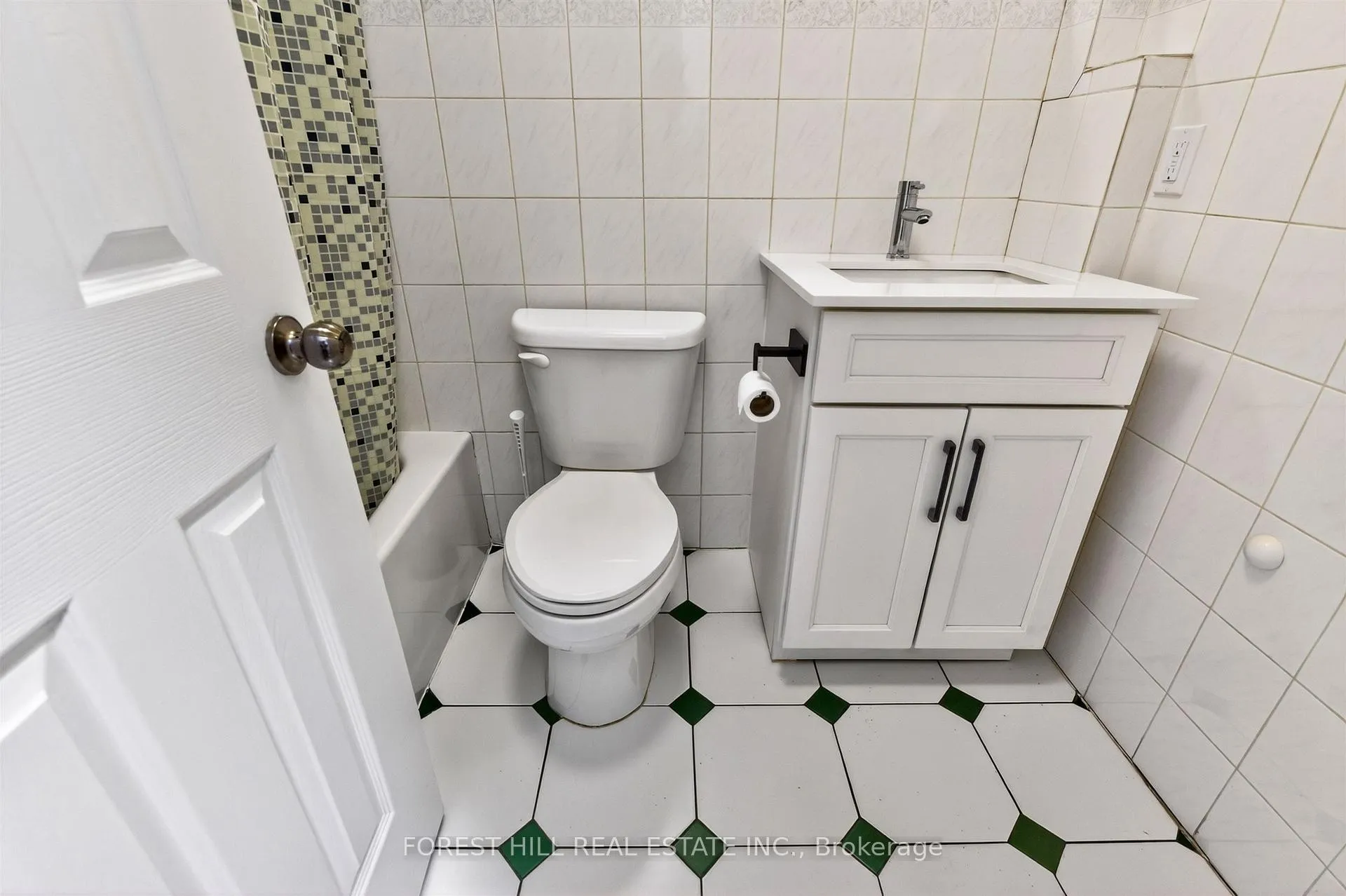 Photo 21 of Unit 3, 492 Queen Street W, Toronto, Kensington-Chinatown — HOMEH