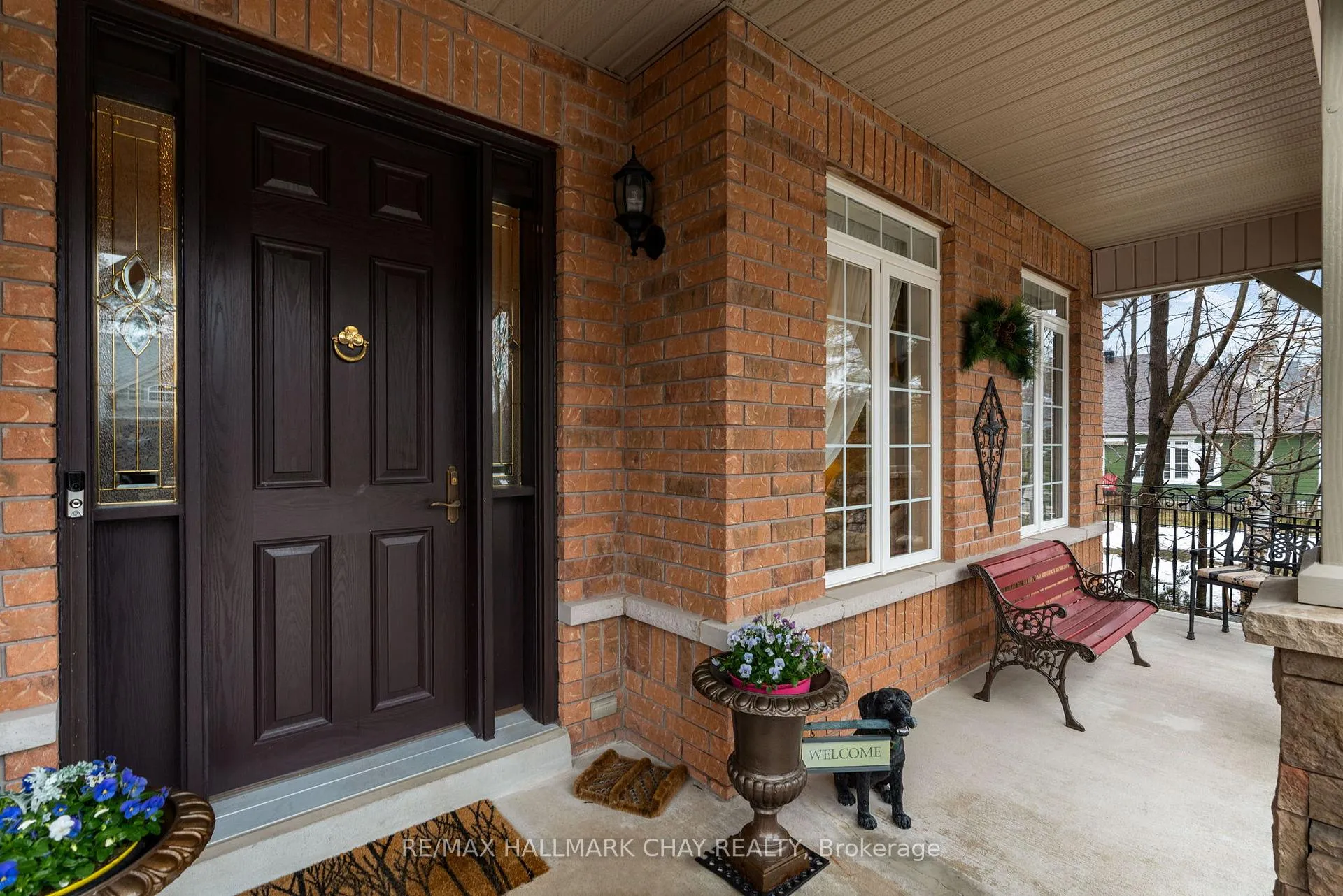 Photo 2 of 6 Oakmont Avenue, Oro-Medonte, Horseshoe Valley — HOMEH