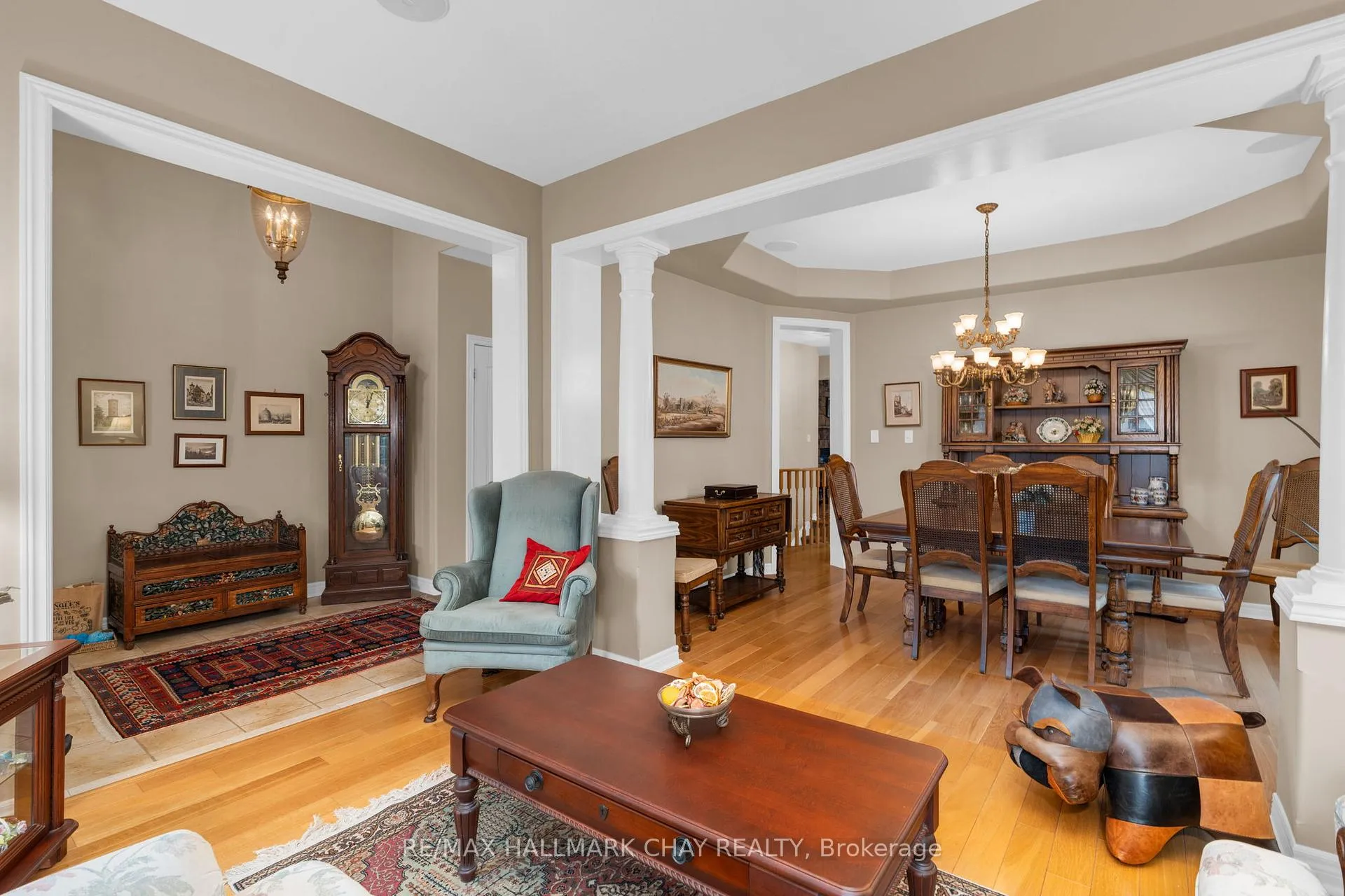 Photo 4 of 6 Oakmont Avenue, Oro-Medonte, Horseshoe Valley — HOMEH