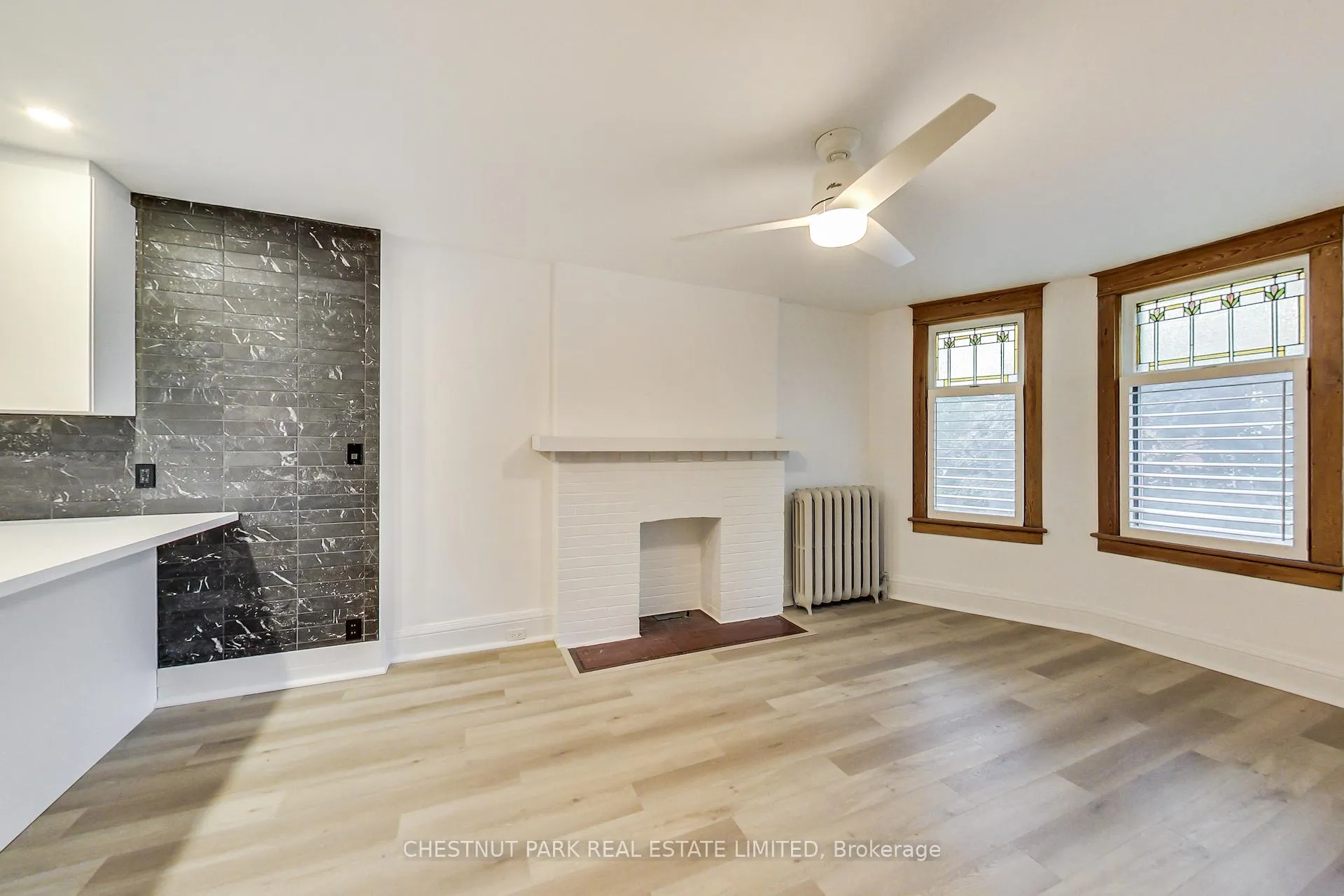 Photo 5 of Unit Upper, 37 Tyndall Avenue, Toronto, South Parkdale — HOMEH