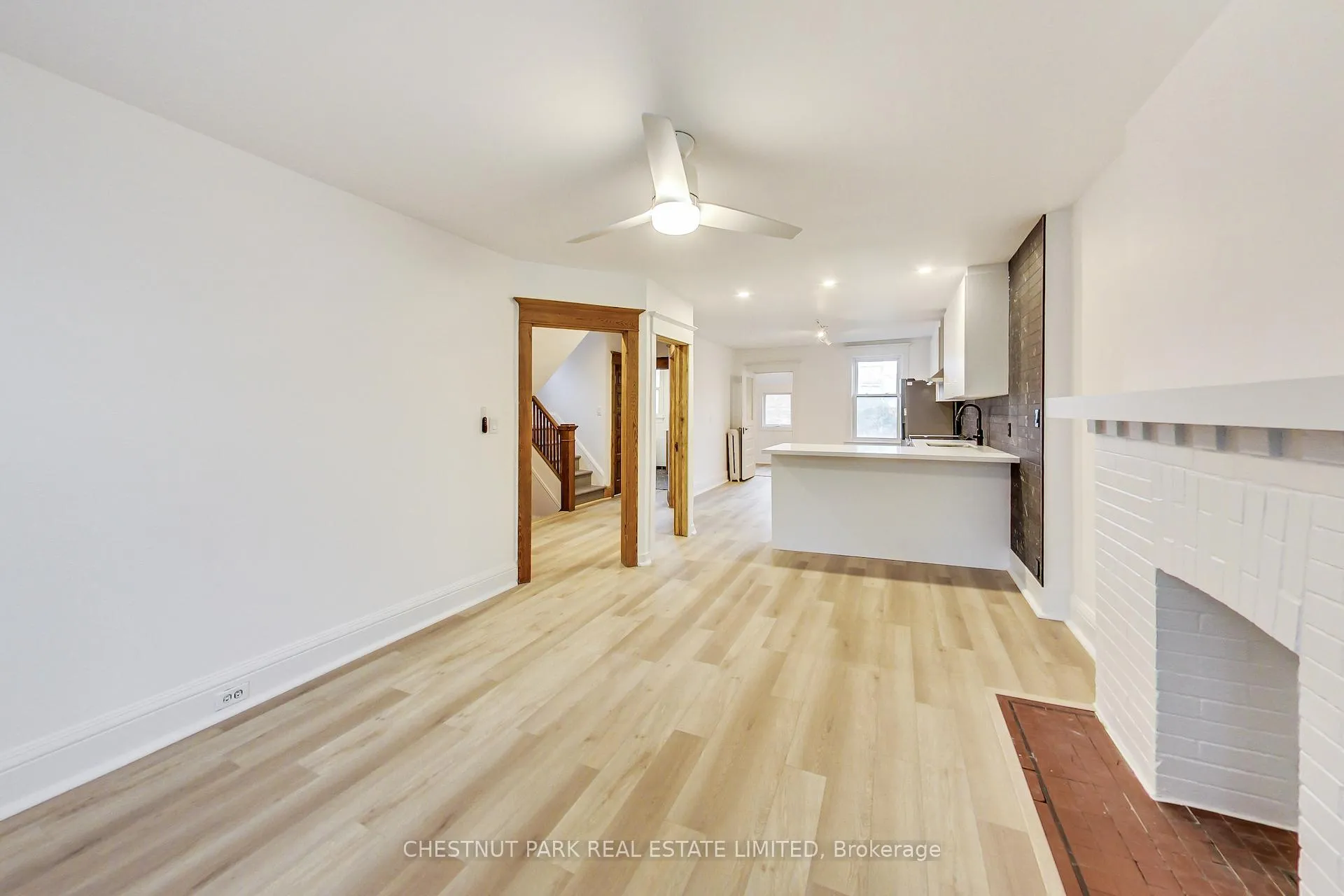 Photo 7 of Unit Upper, 37 Tyndall Avenue, Toronto, South Parkdale — HOMEH