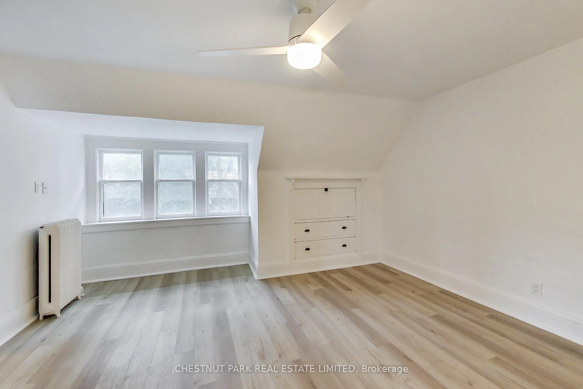 Photo 18 of Unit Upper, 37 Tyndall Avenue, Toronto, South Parkdale — HOMEH