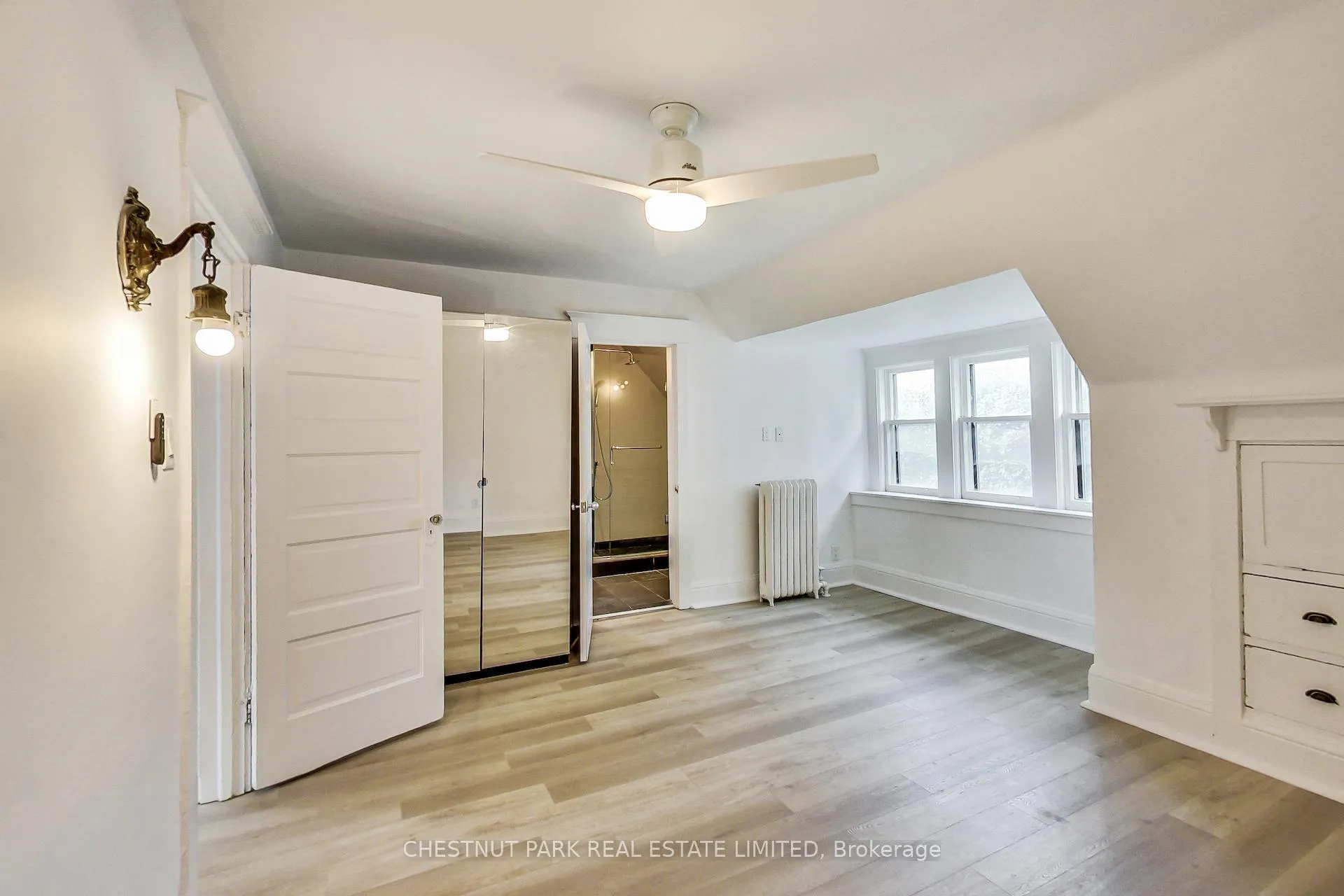 Photo 19 of Unit Upper, 37 Tyndall Avenue, Toronto, South Parkdale — HOMEH