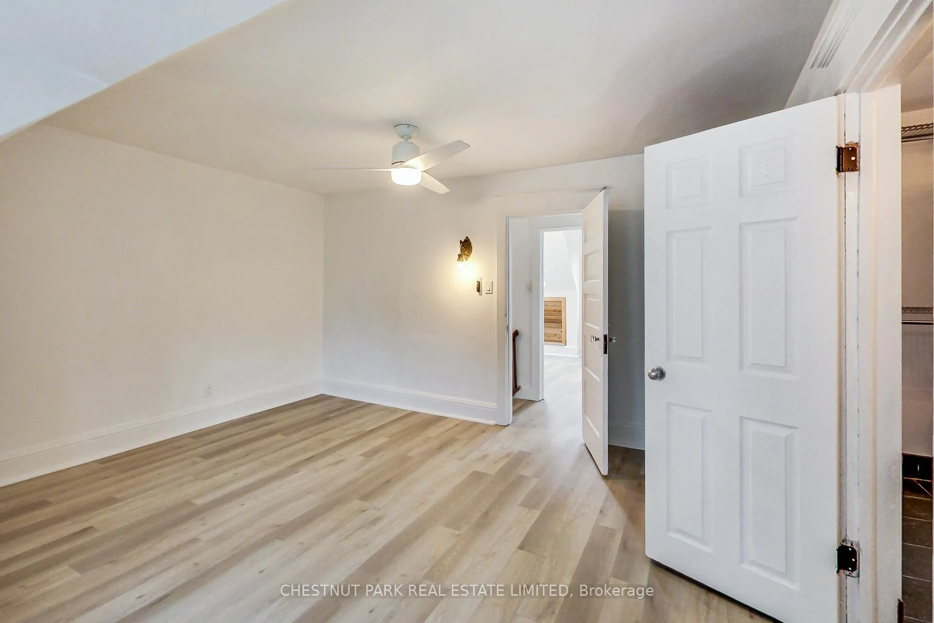 Photo 20 of Unit Upper, 37 Tyndall Avenue, Toronto, South Parkdale — HOMEH