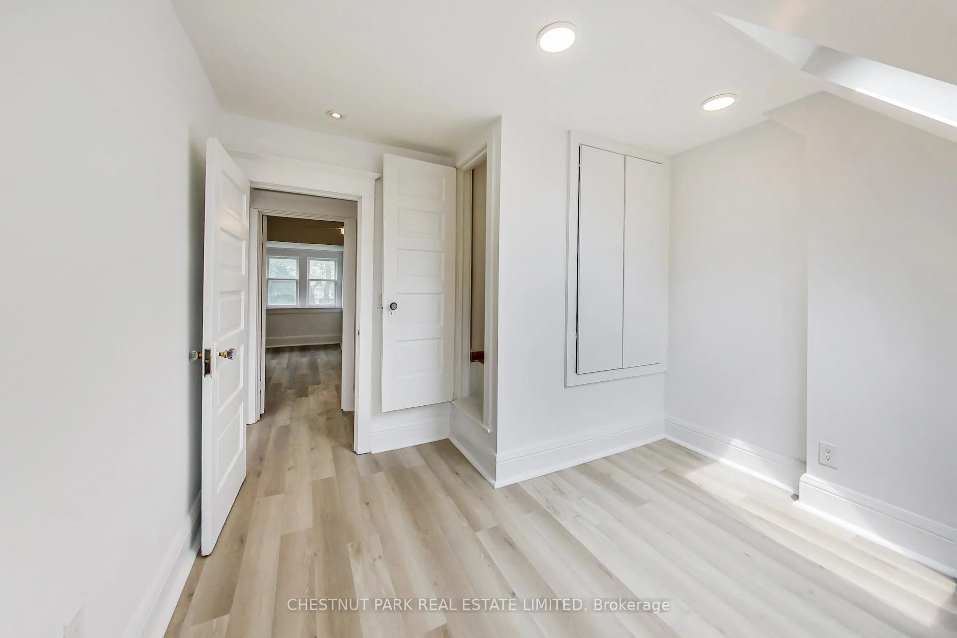 Photo 25 of Unit Upper, 37 Tyndall Avenue, Toronto, South Parkdale — HOMEH