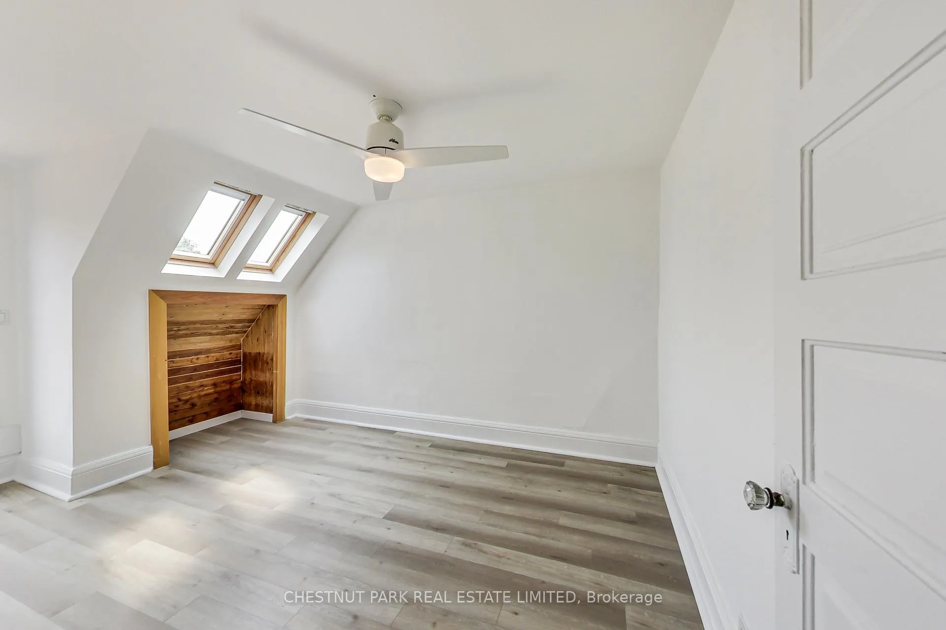 Photo 27 of Unit Upper, 37 Tyndall Avenue, Toronto, South Parkdale — HOMEH