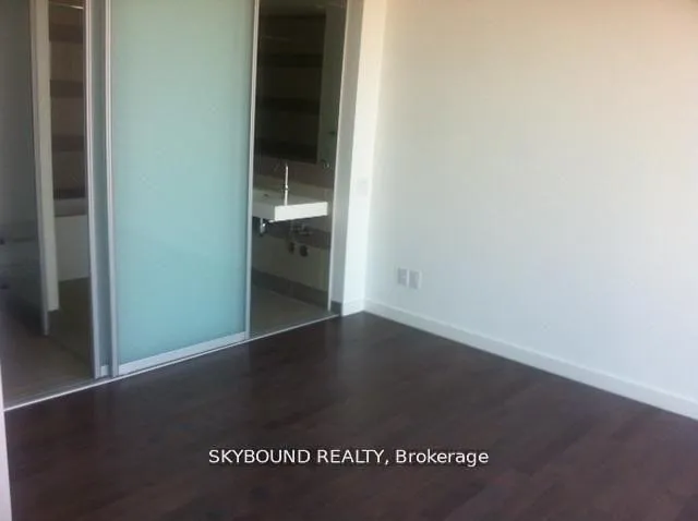 Photo 5 of Unit 2703, 70 Distillery Lane, Toronto, Waterfront Communities — HOMEH