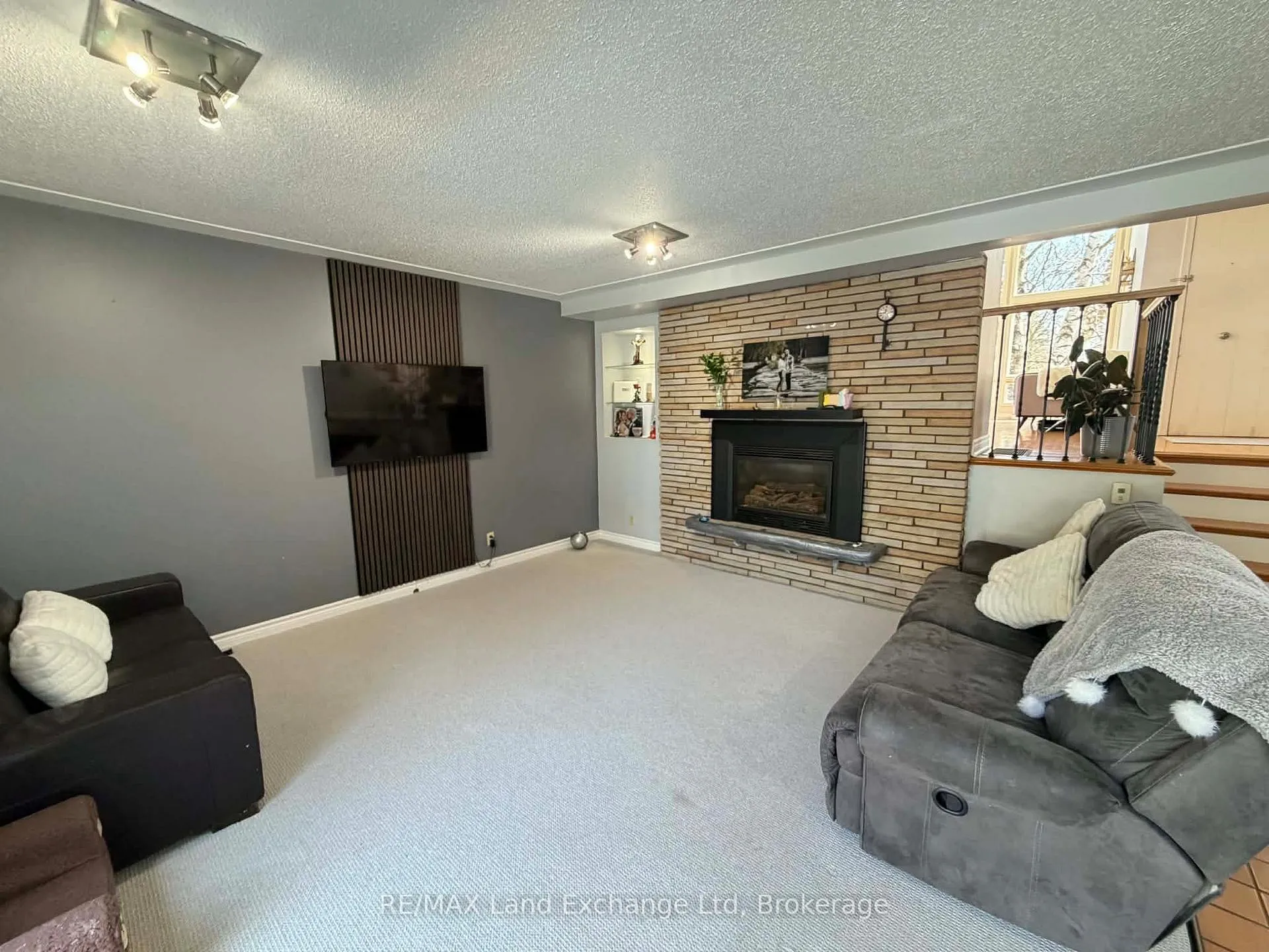 Photo 12 of 320 Summit Drive, North Huron, Wingham — HOMEH