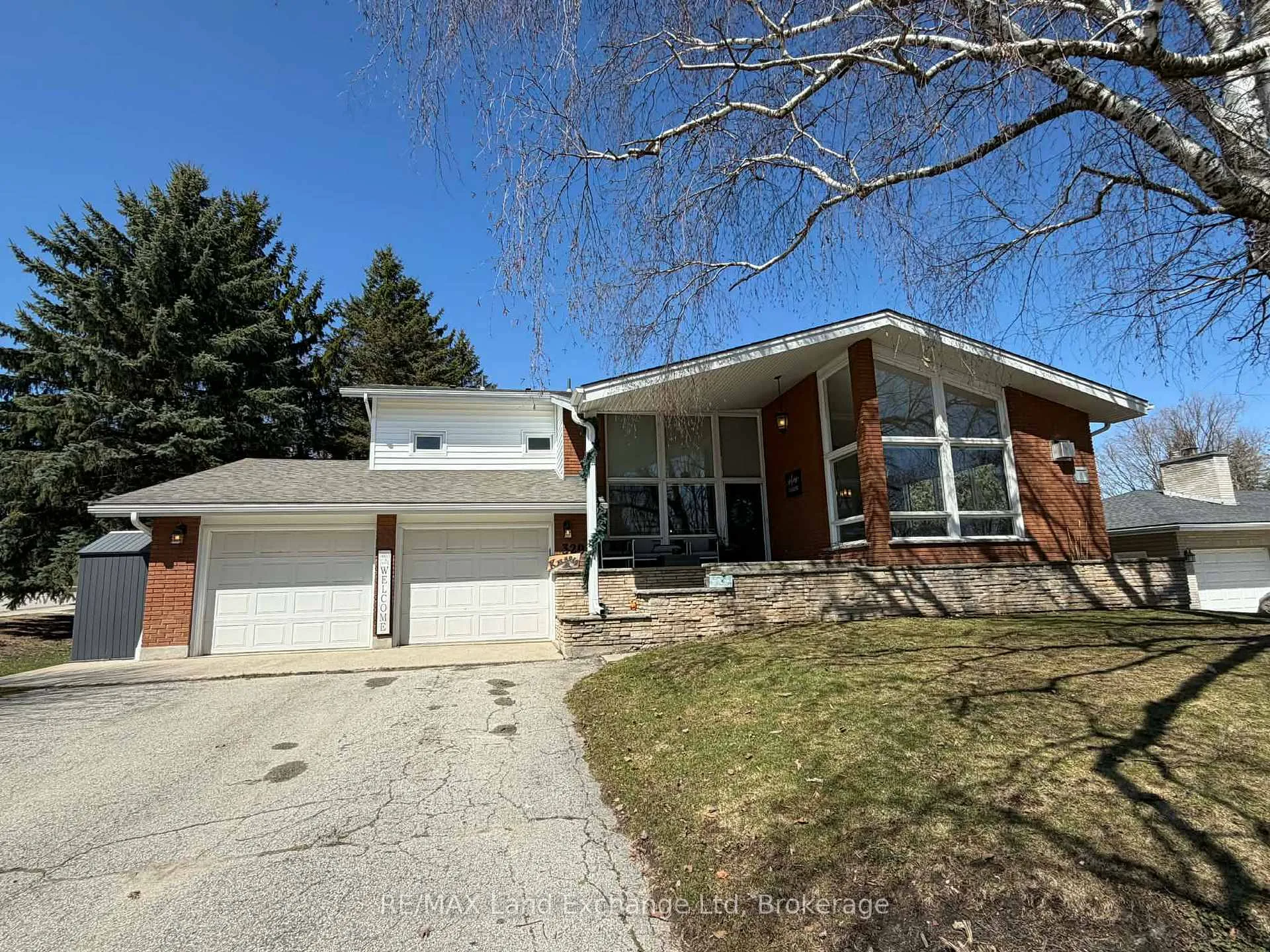 Photo 36 of 320 Summit Drive, North Huron, Wingham — HOMEH