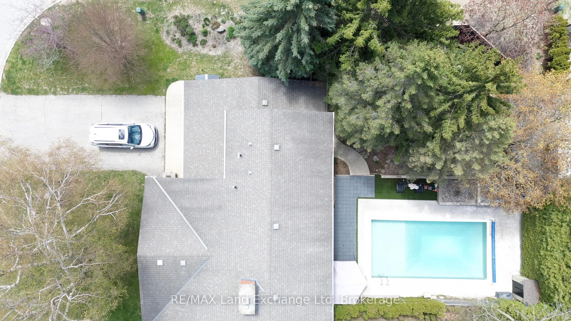 Photo 39 of 320 Summit Drive, North Huron, Wingham — HOMEH