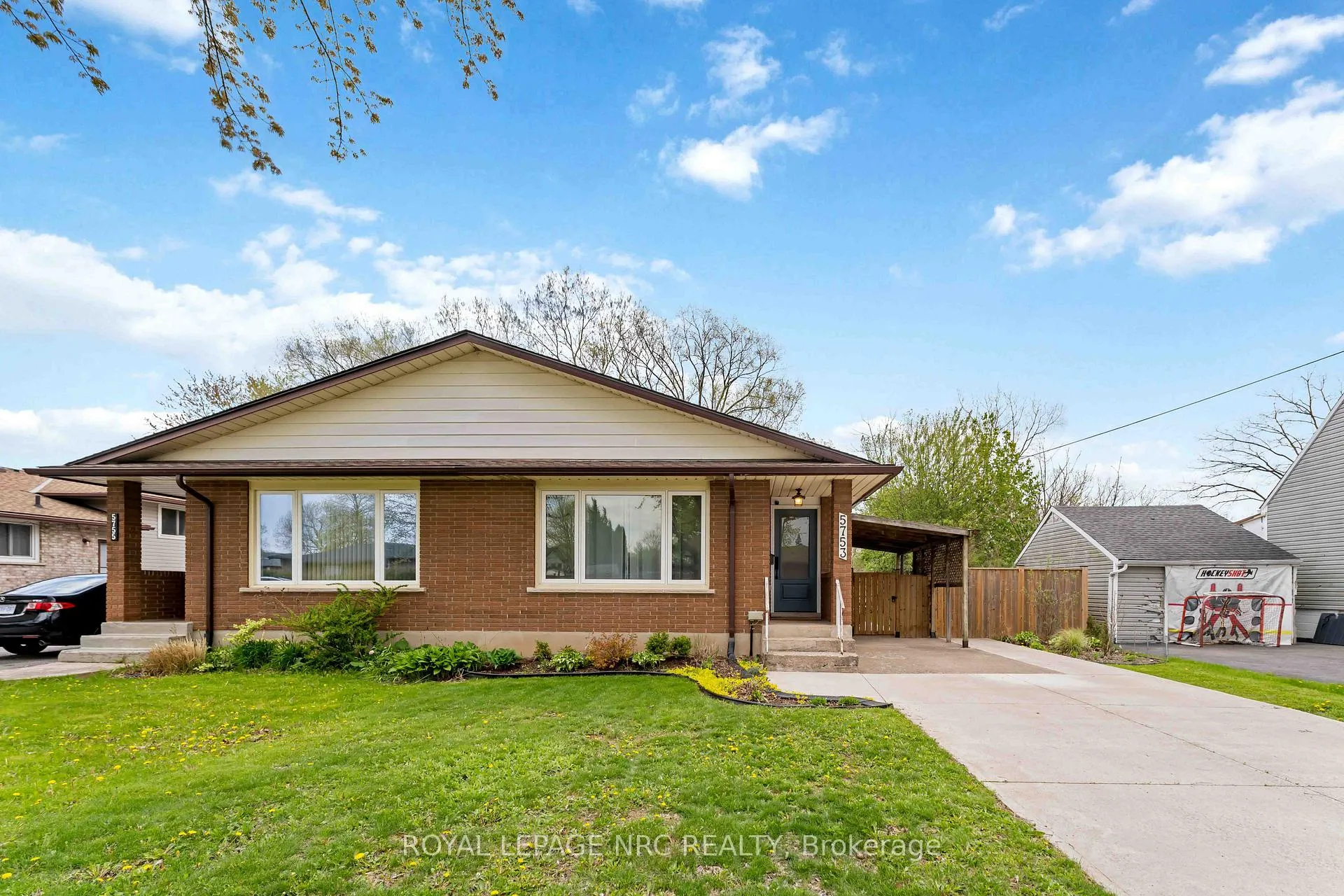 Photo 2 of 5753 Vine Street, Niagara Falls, Church's Lane — HOMEH