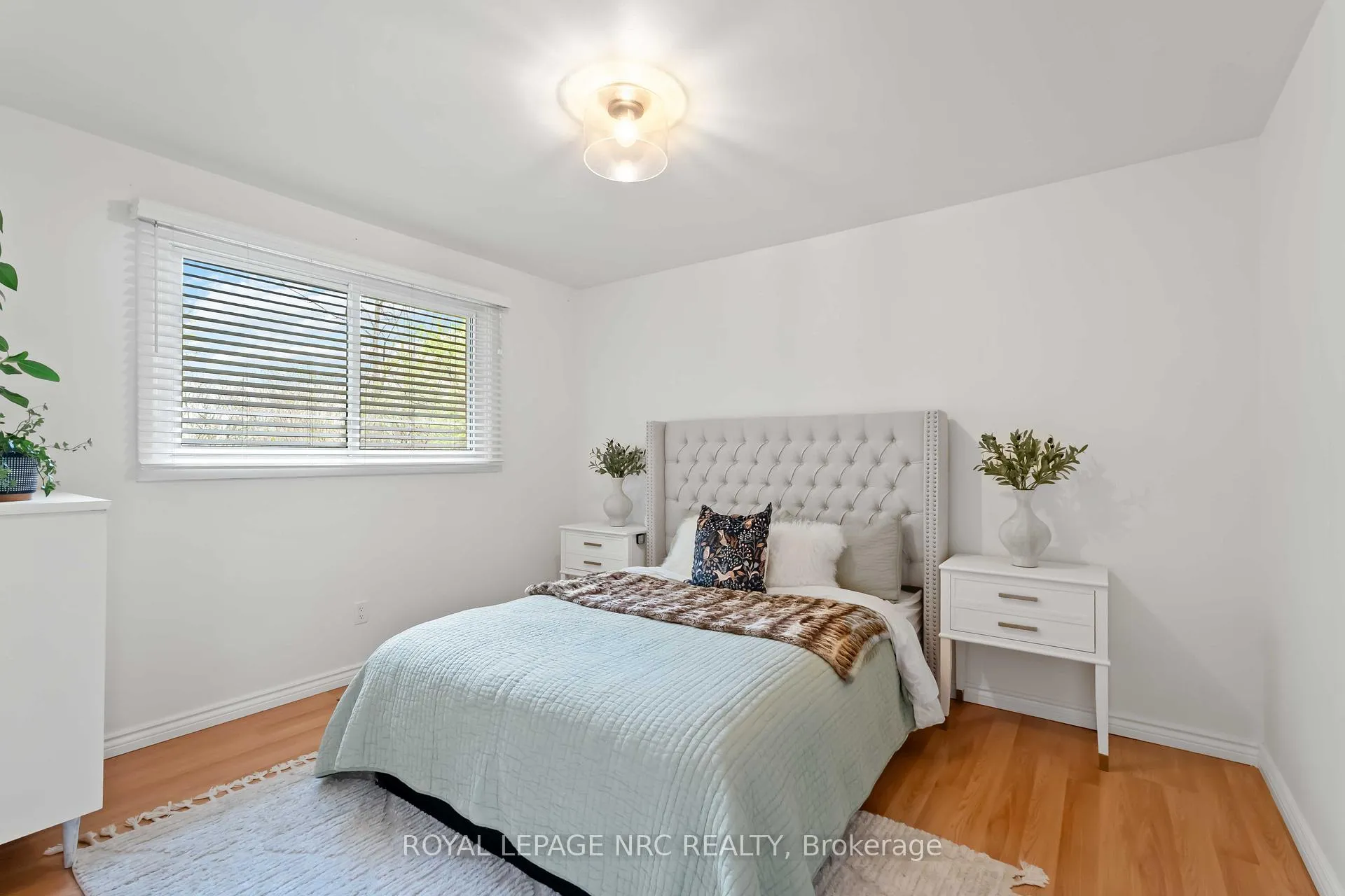 Photo 15 of 5753 Vine Street, Niagara Falls, Church's Lane — HOMEH