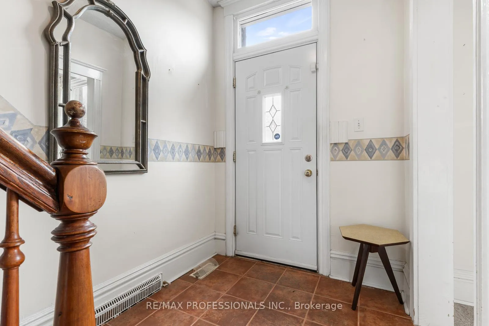 Photo 3 of 51 Clyde Street, Hamilton, Landsdale — HOMEH