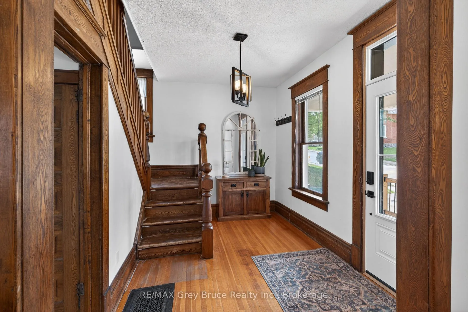 Photo 7 of 131 2ND Avenue SW, Arran-Elderslie — HOMEH