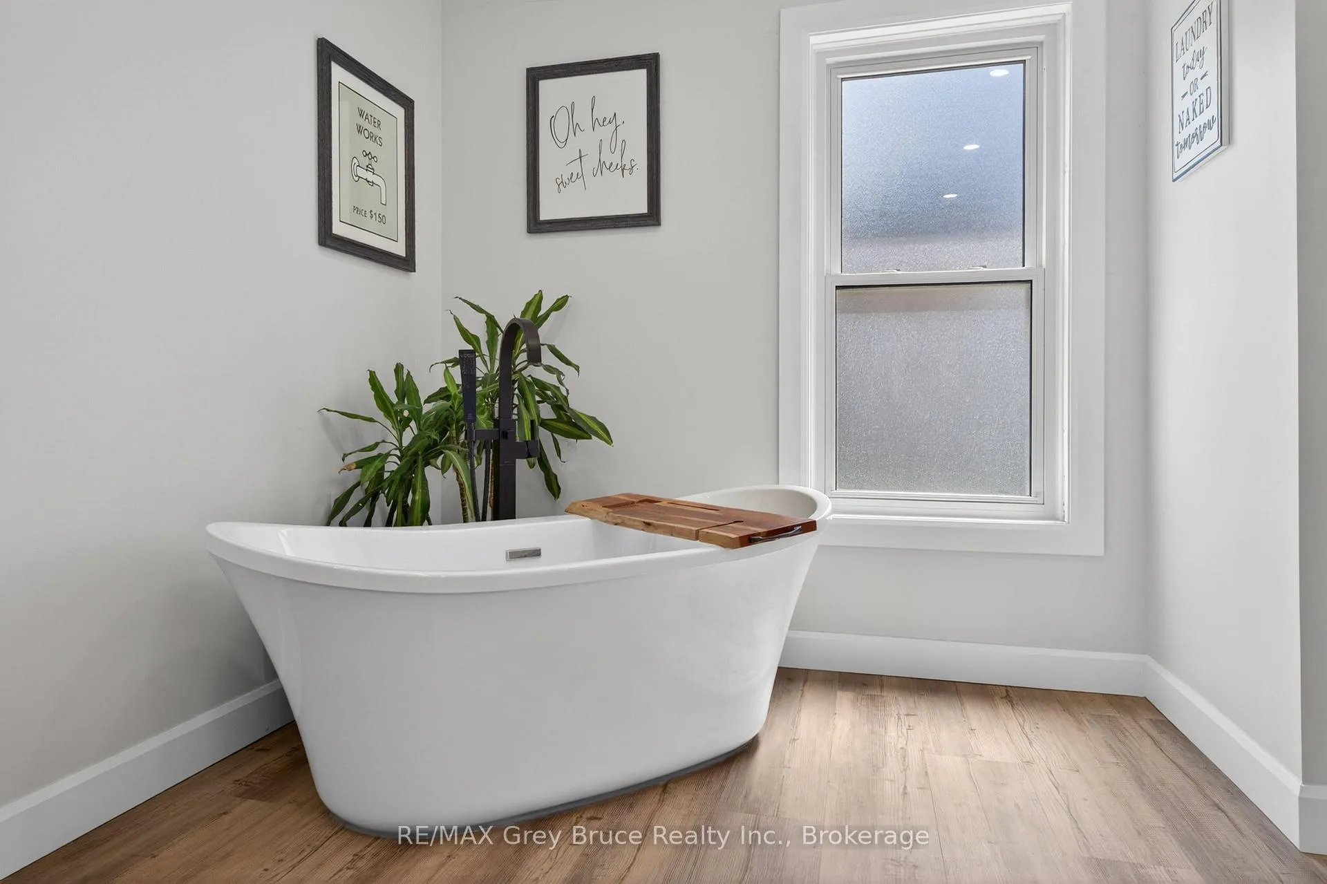 Photo 27 of 131 2ND Avenue SW, Arran-Elderslie — HOMEH