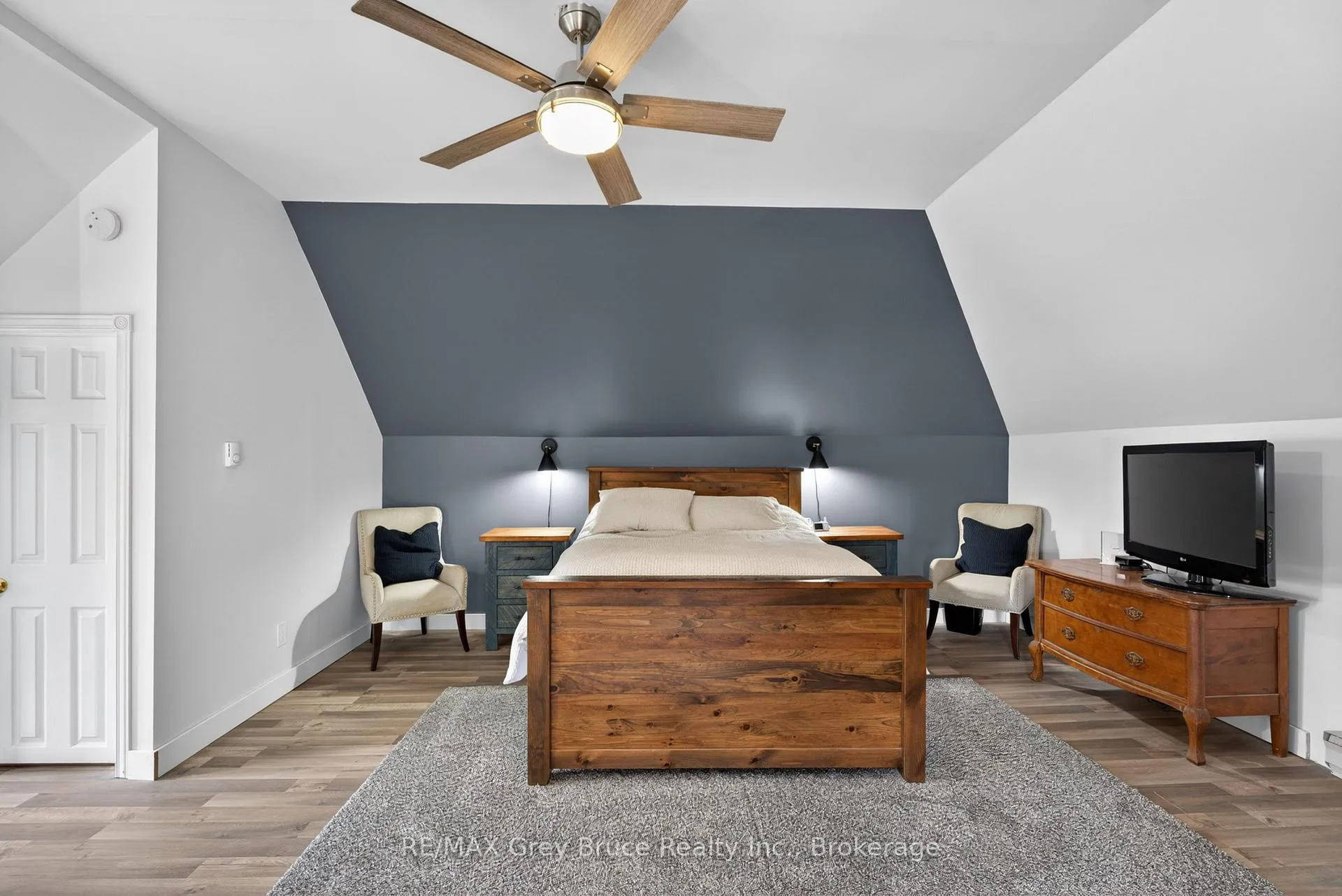 Photo 31 of 131 2ND Avenue SW, Arran-Elderslie — HOMEH