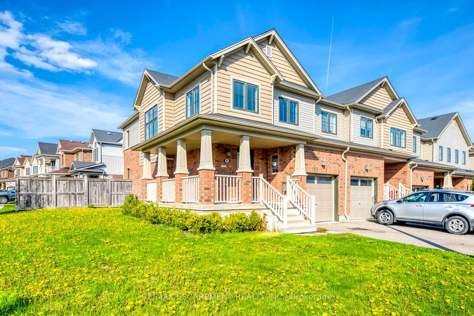 Photo 3 of 96 Arnold Marshall Boulevard, Haldimand — HOMEH