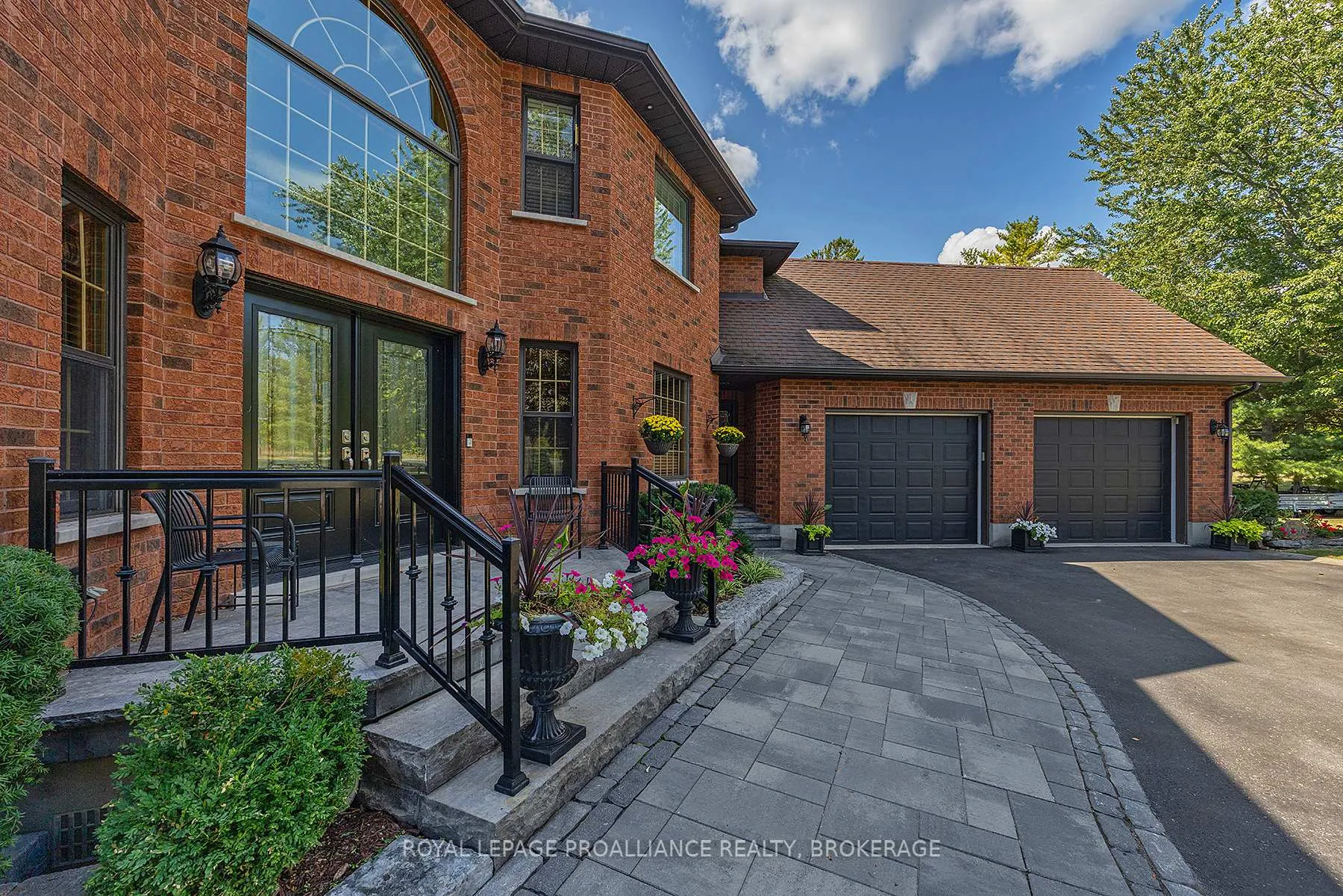 Photo 3 of 4750 Bath Road, Loyalist, Lennox and Addington - South — HOMEH