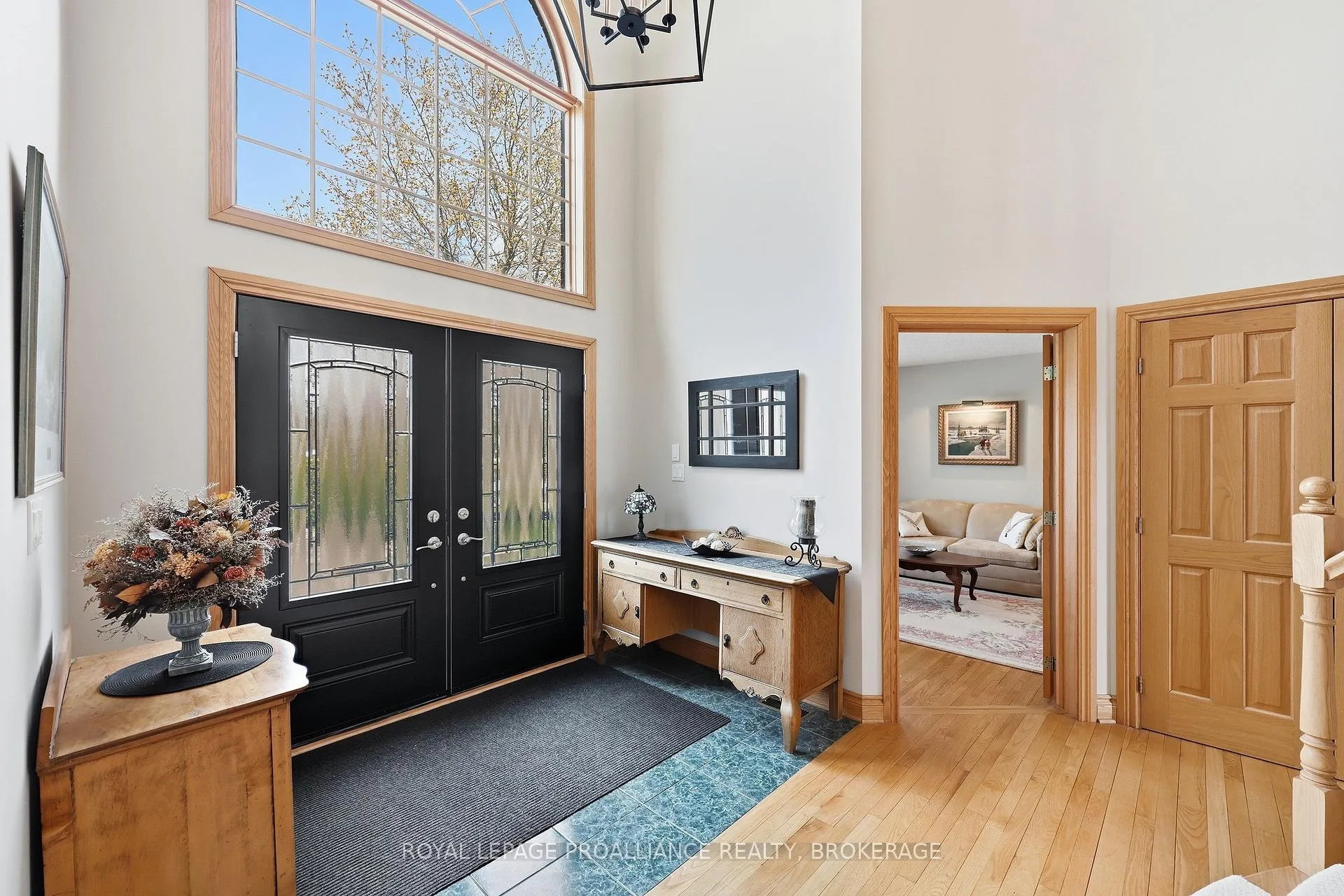 Photo 13 of 4750 Bath Road, Loyalist, Lennox and Addington - South — HOMEH