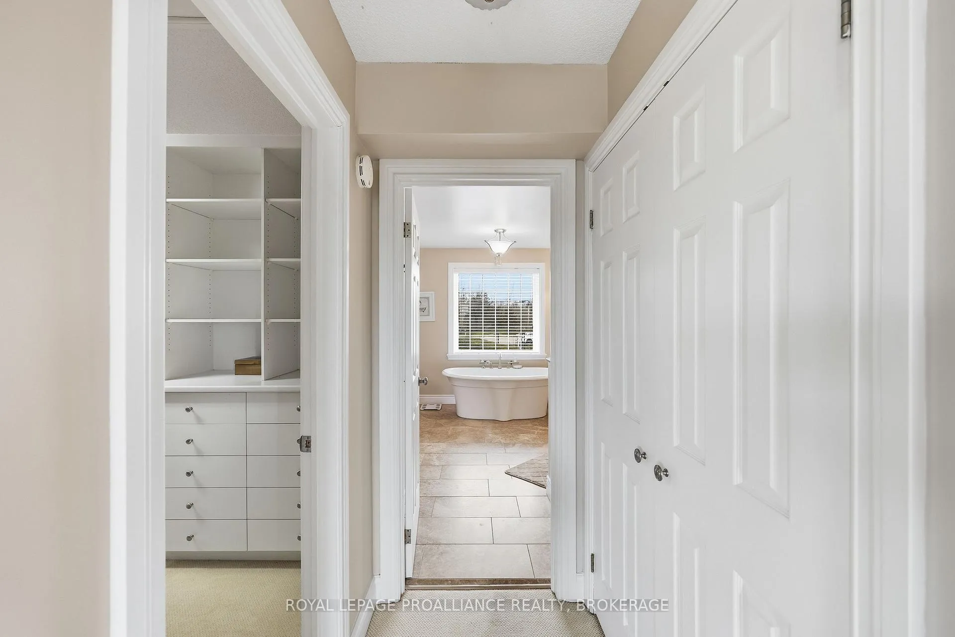 Photo 37 of 4750 Bath Road, Loyalist, Lennox and Addington - South — HOMEH
