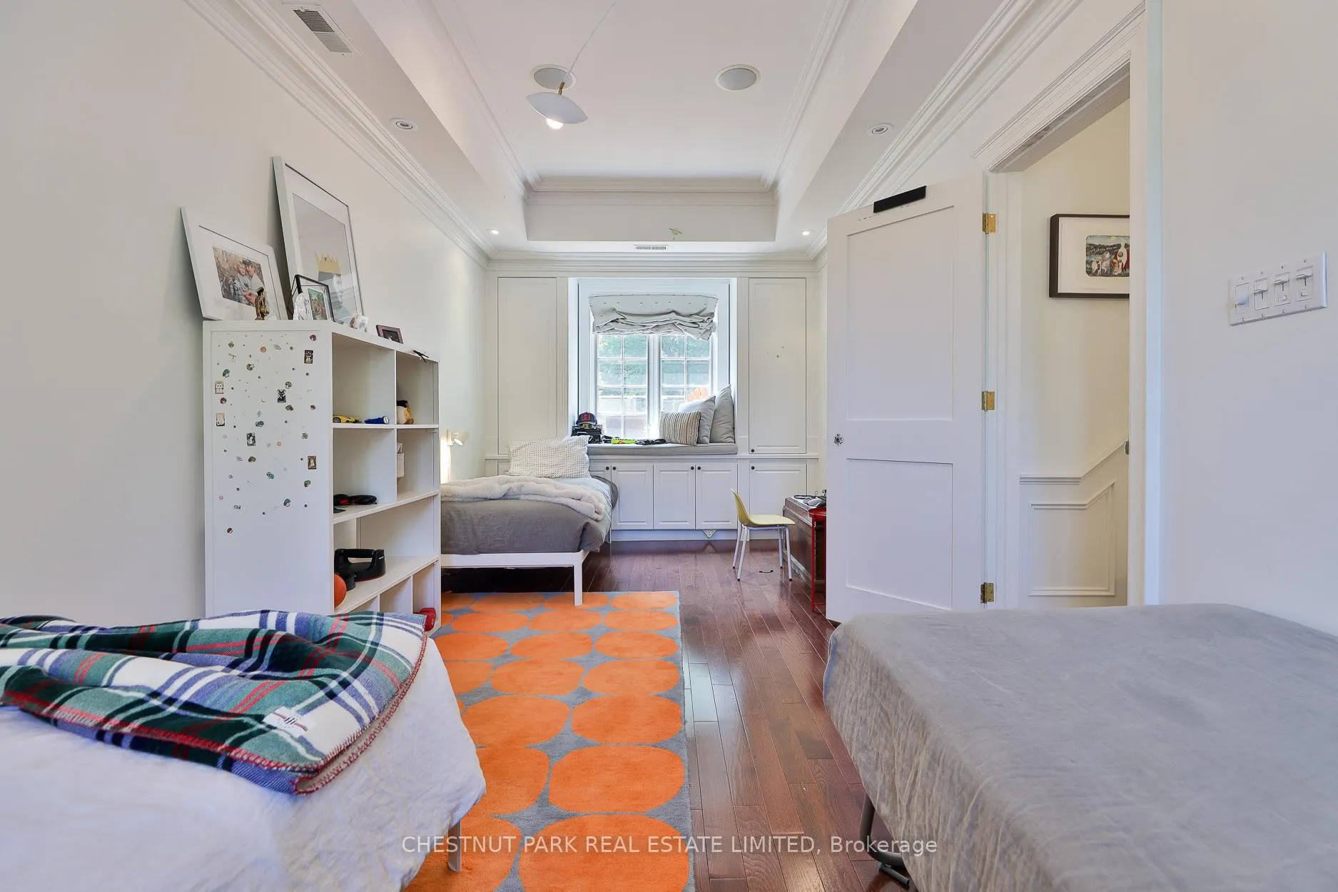 Photo 29 of 21 Douglas Crescent, Toronto, Leaside — HOMEH
