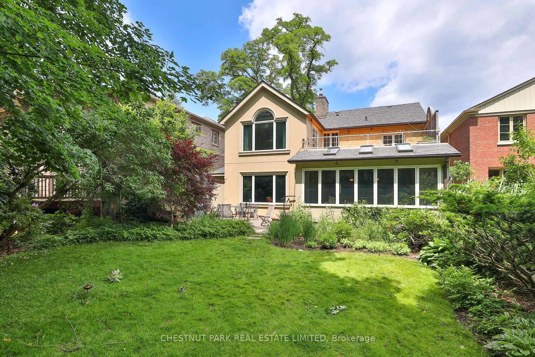 Photo 40 of 21 Douglas Crescent, Toronto, Leaside — HOMEH