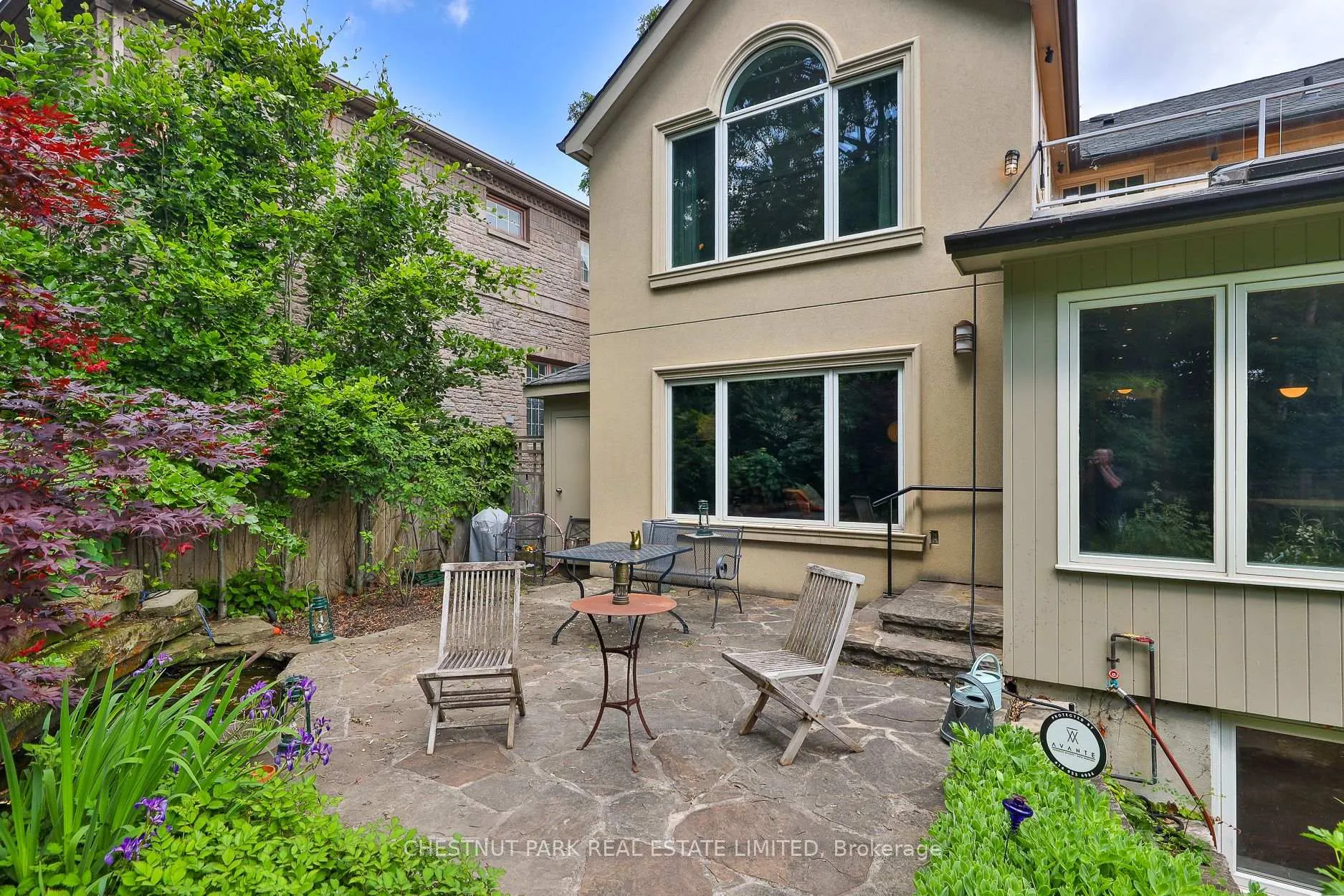Photo 42 of 21 Douglas Crescent, Toronto, Leaside — HOMEH