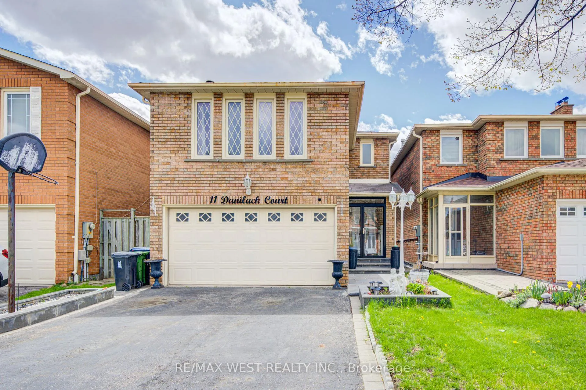Front of 11 Danilack Court
