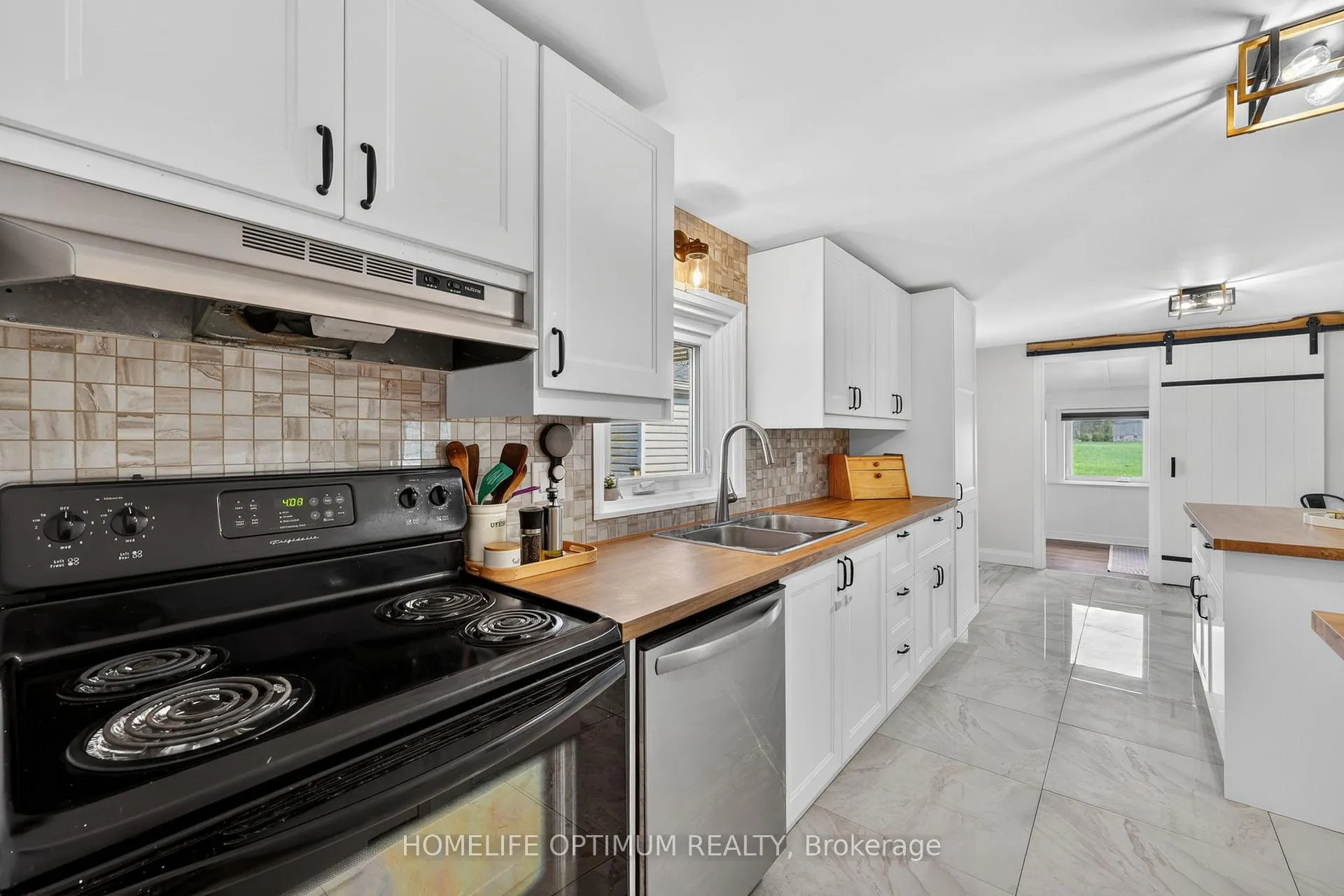 Photo 12 of 5670 Thomas Drive, Georgina, Baldwin — HOMEH