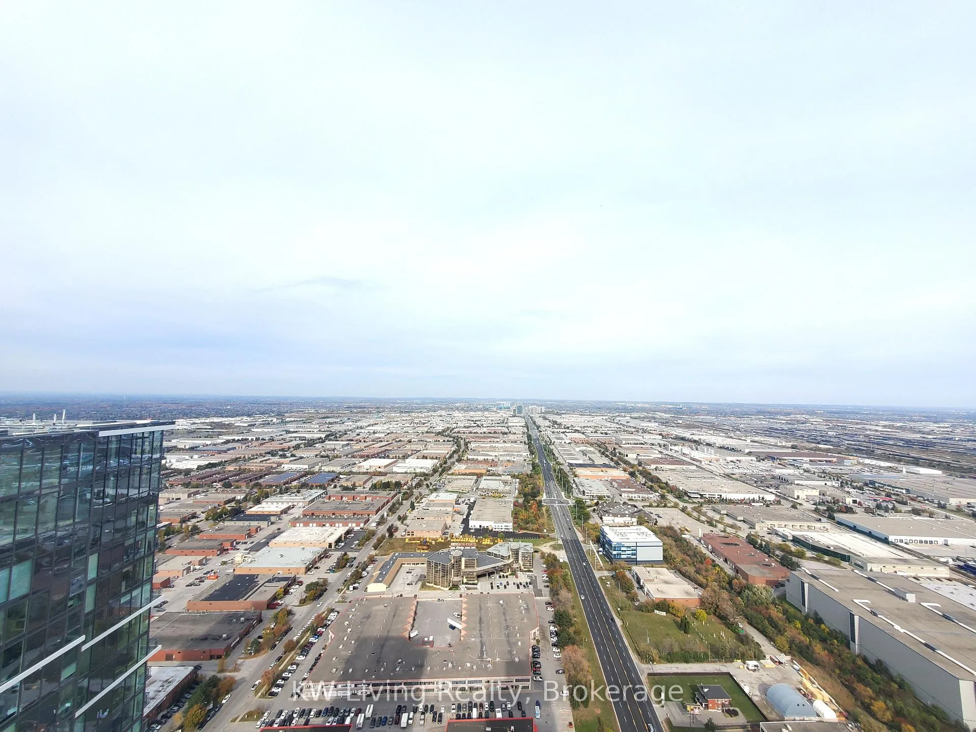 Photo 9 of Unit PH06, 7890 Jane Street, Vaughan, Vaughan Corporate Centre — HOMEH