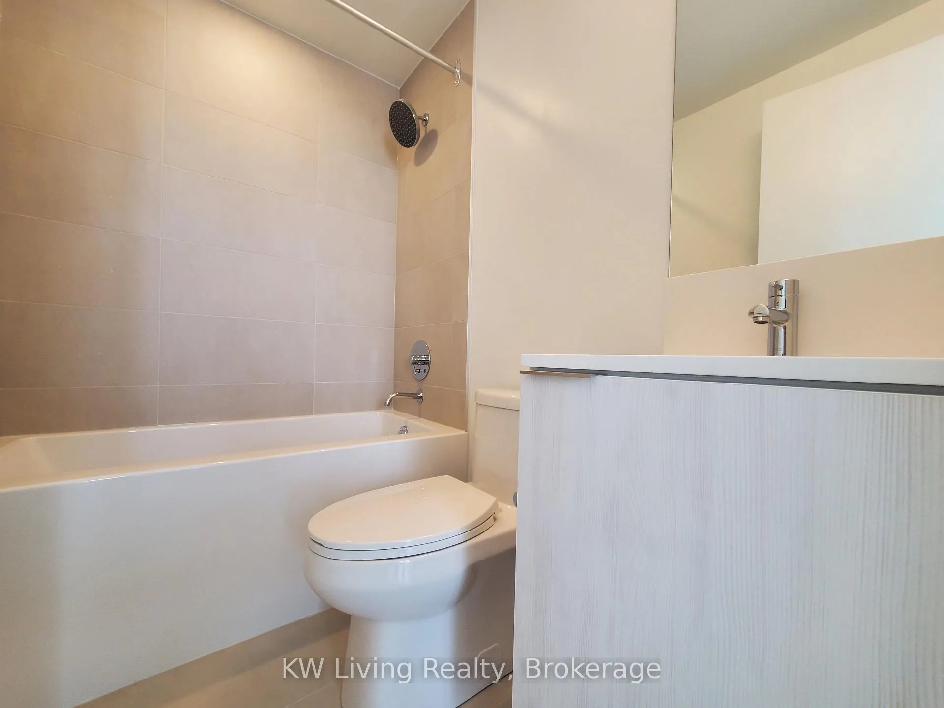 Photo 15 of Unit PH06, 7890 Jane Street, Vaughan, Vaughan Corporate Centre — HOMEH