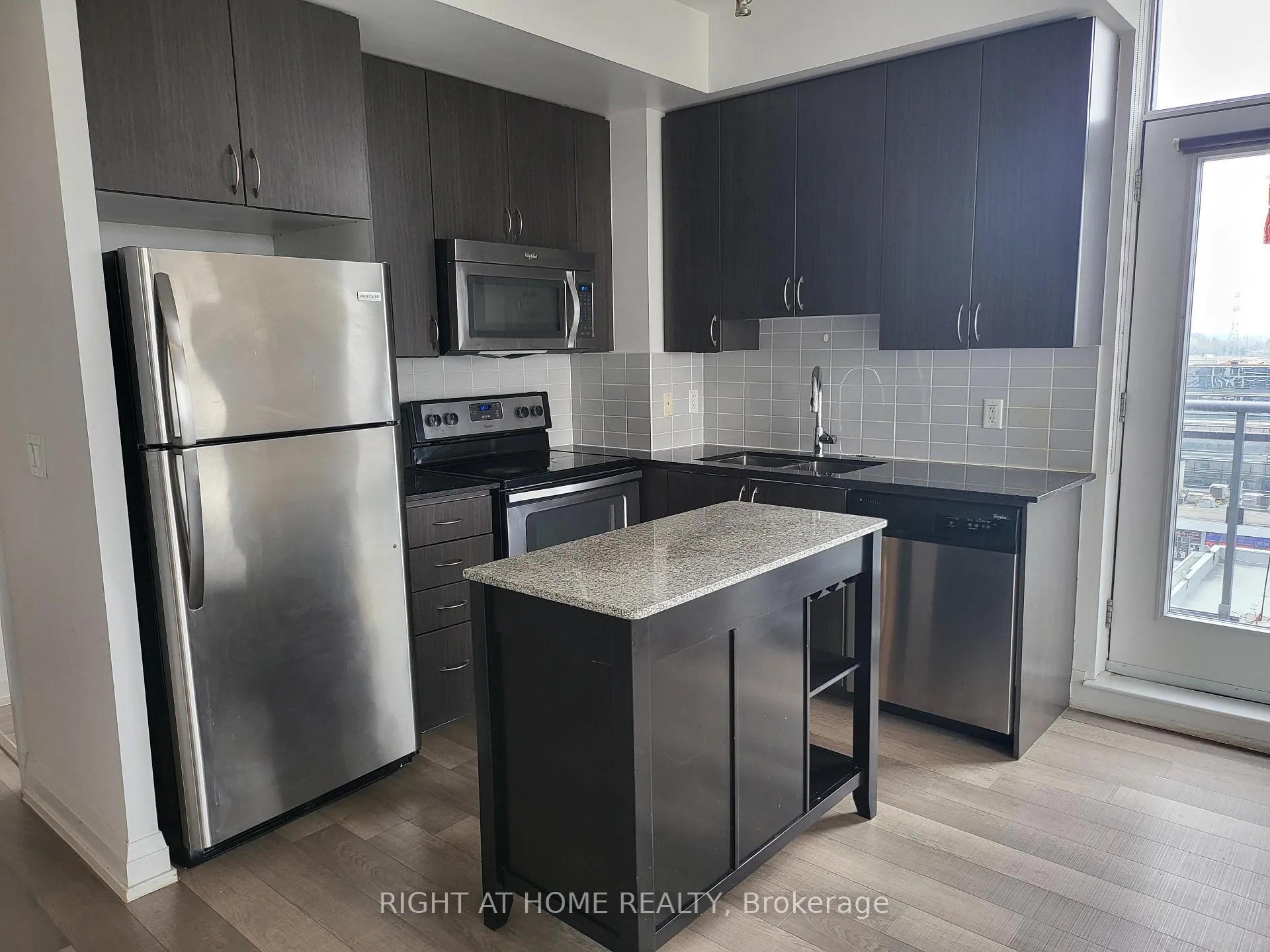 Front of Unit 1021, 370 Highway 7 E