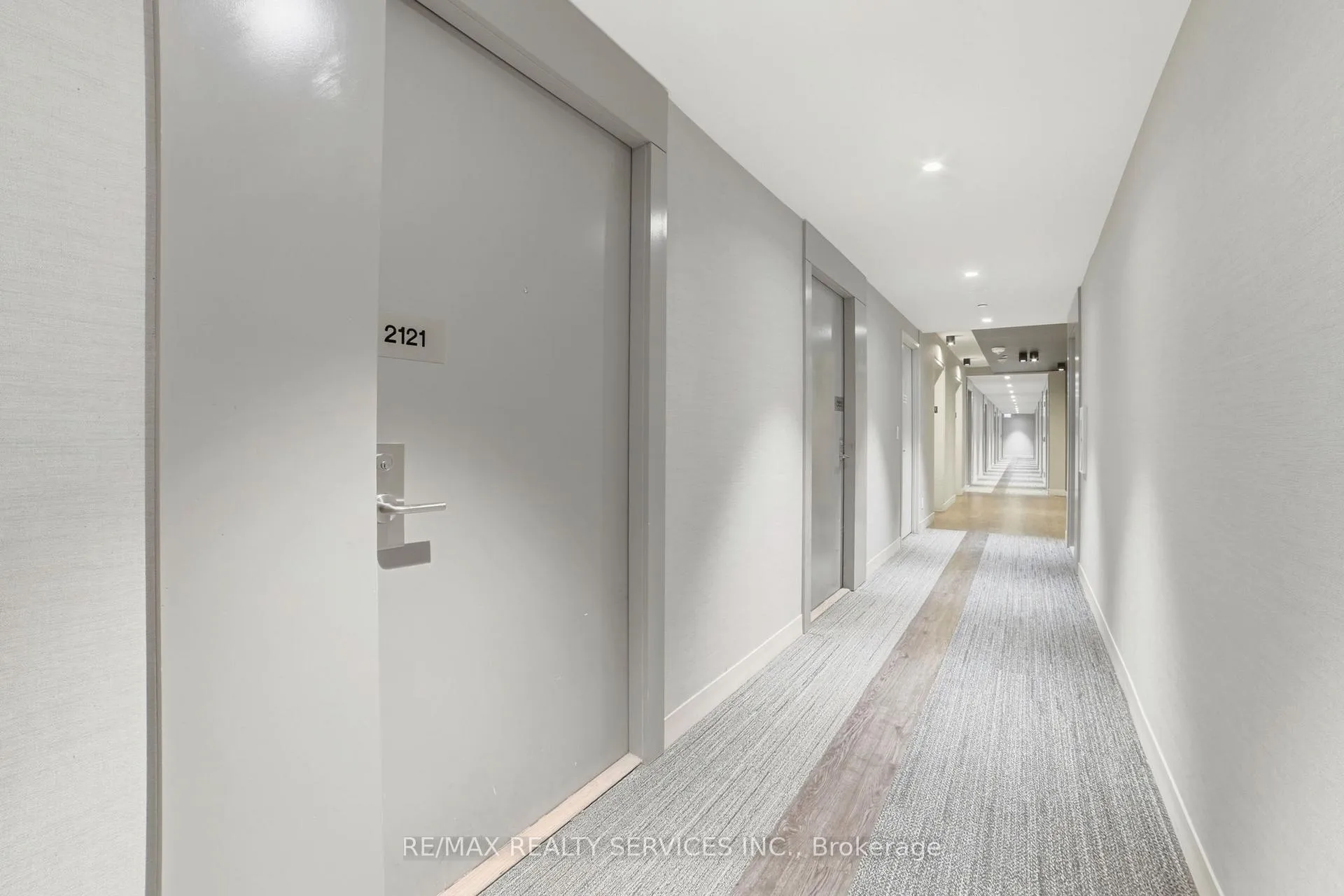 Photo 4 of Unit 2121, 19 Western Battery Road, Toronto, Niagara — HOMEH