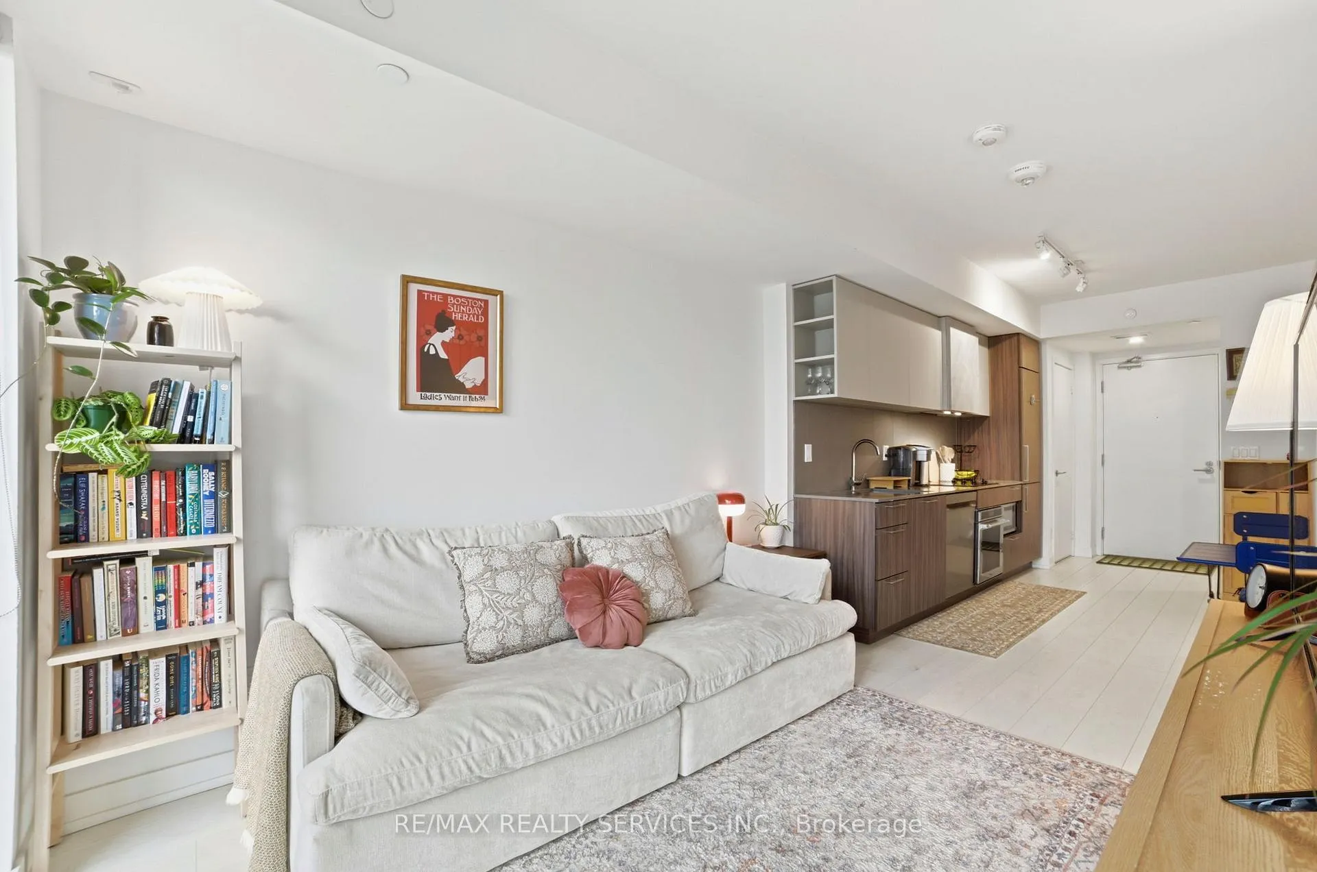 Photo 5 of Unit 2121, 19 Western Battery Road, Toronto, Niagara — HOMEH