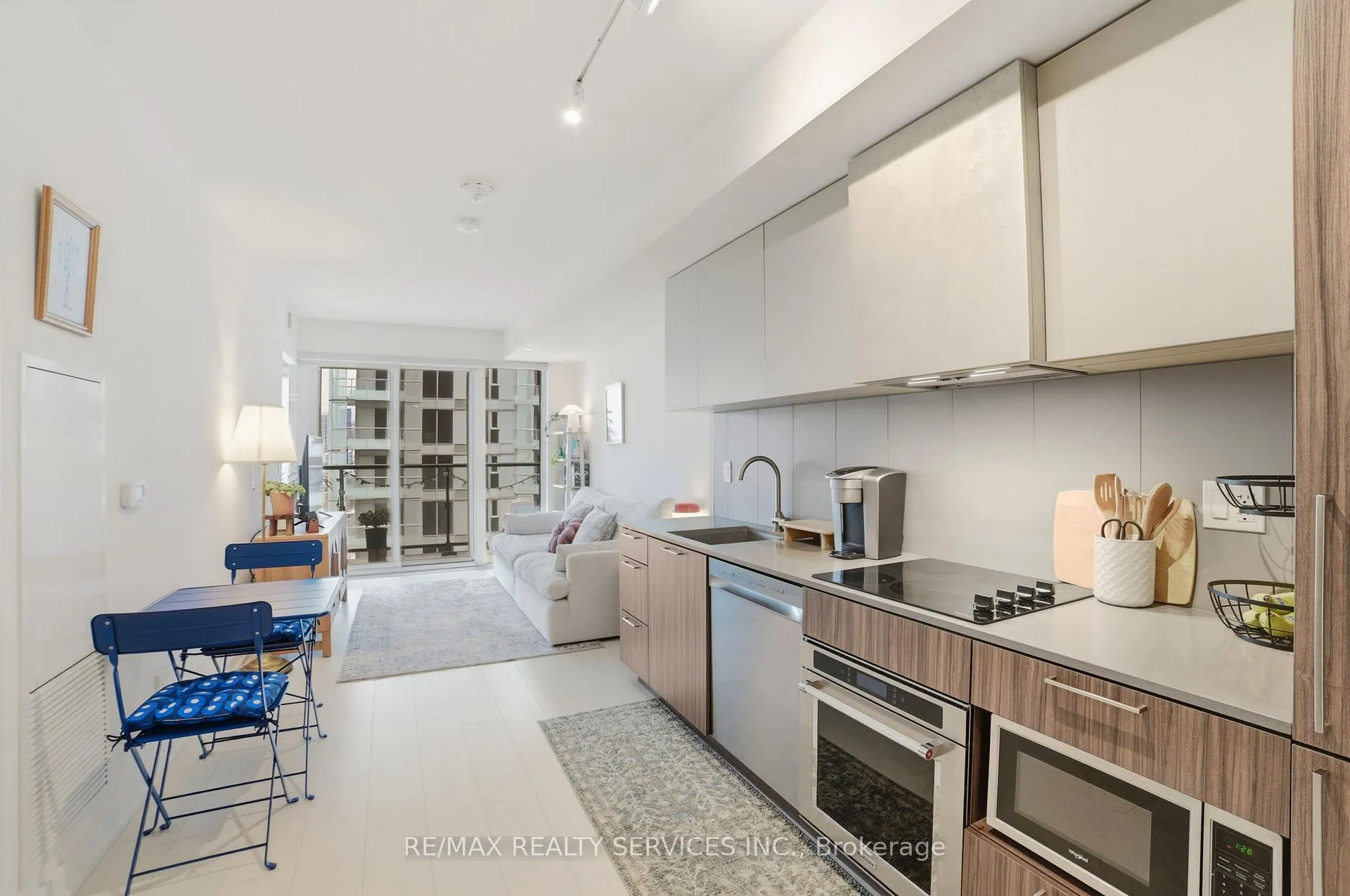 Photo 9 of Unit 2121, 19 Western Battery Road, Toronto, Niagara — HOMEH