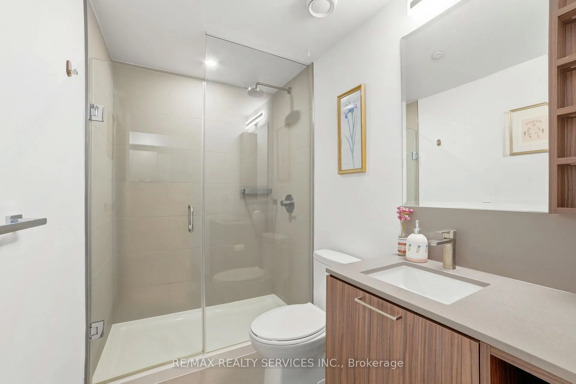 Photo 10 of Unit 2121, 19 Western Battery Road, Toronto, Niagara — HOMEH