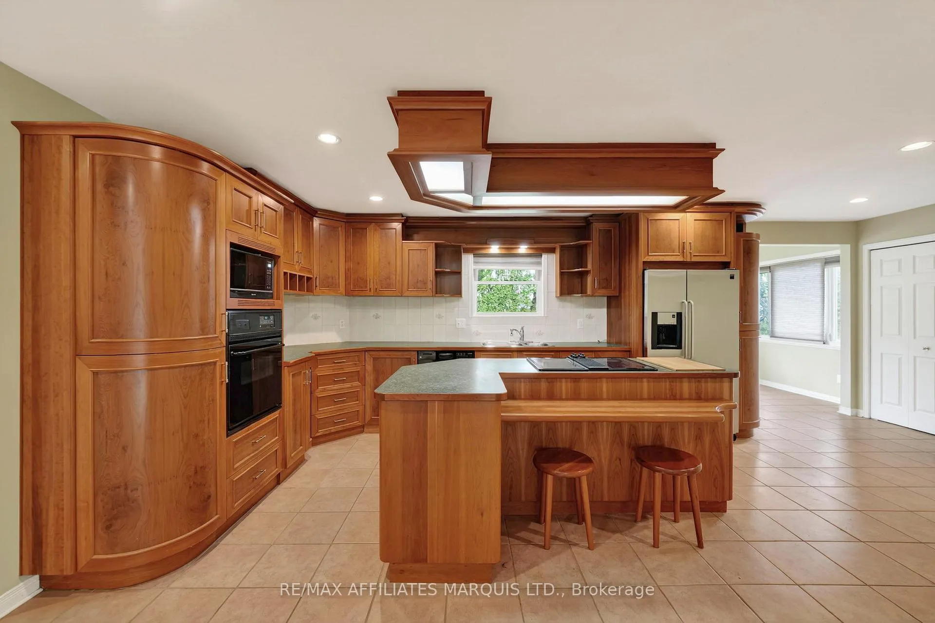 Photo 6 of 315 Eleventh Street E, Cornwall — HOMEH